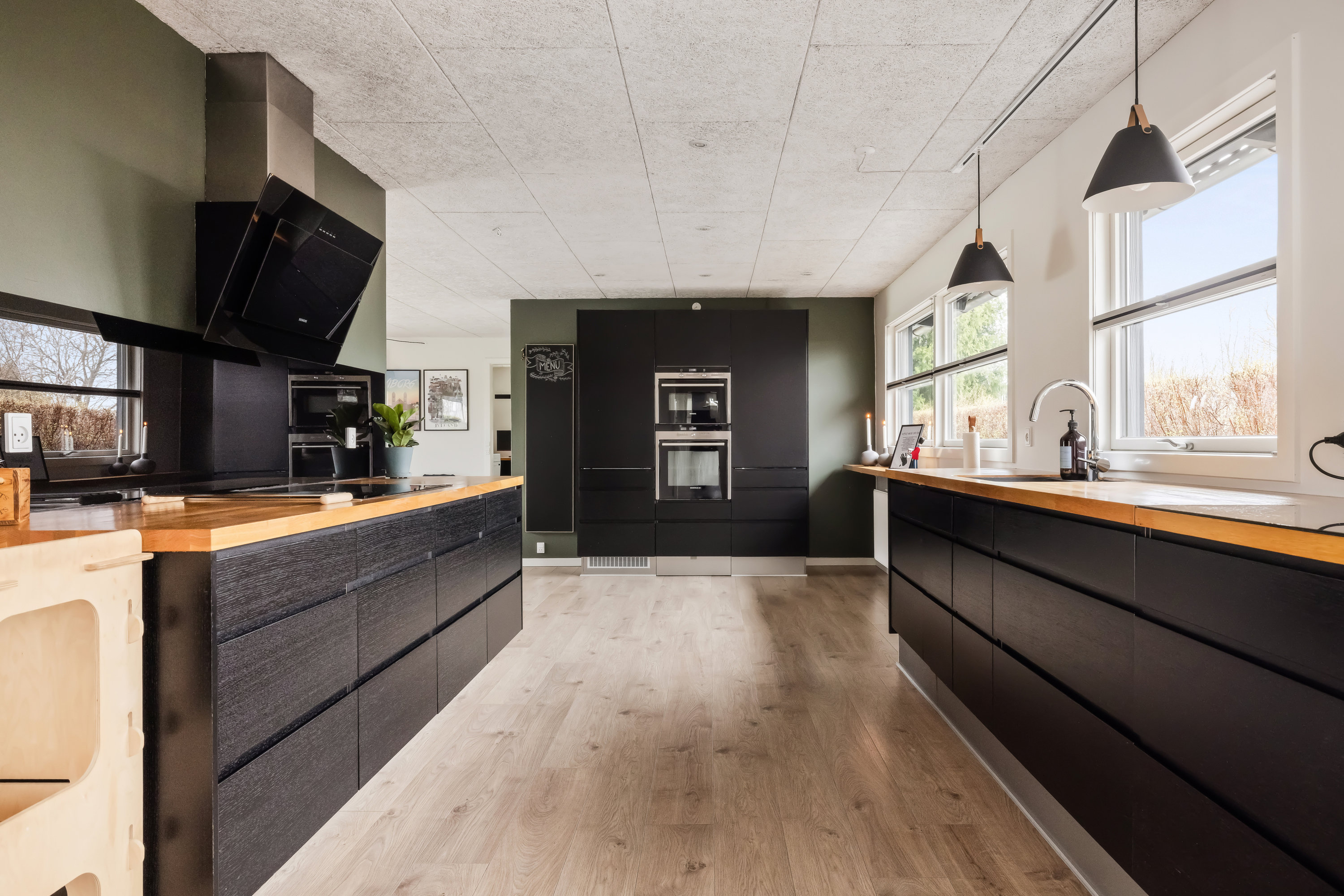 Fremhævet køkken billede i fuldskærmstilstand. Billede af Vesterled 24, 7850 Stoholm Jyll