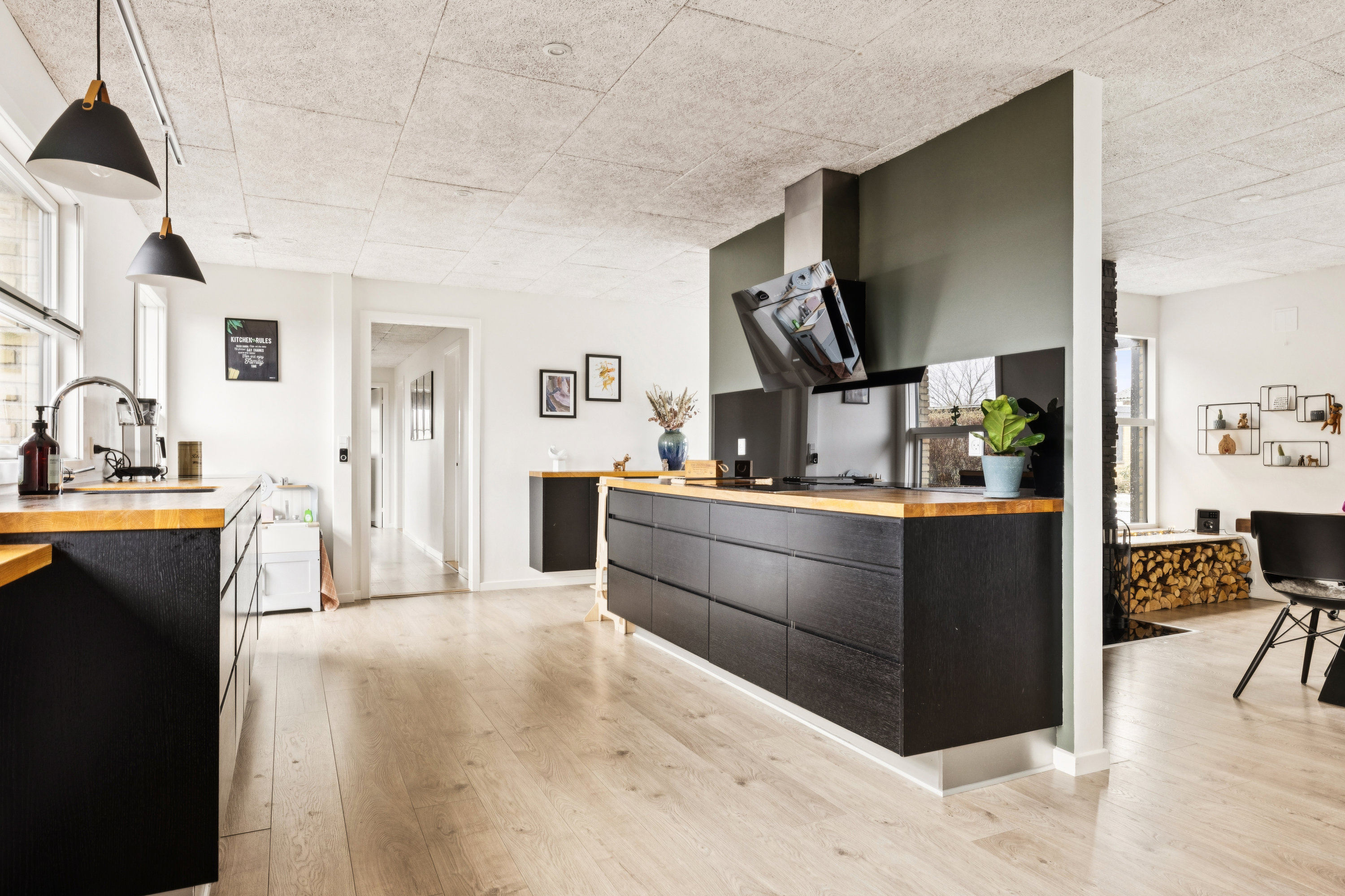 Fremhævet køkken billede i fuldskærmstilstand. Billede af Vesterled 24, 7850 Stoholm Jyll