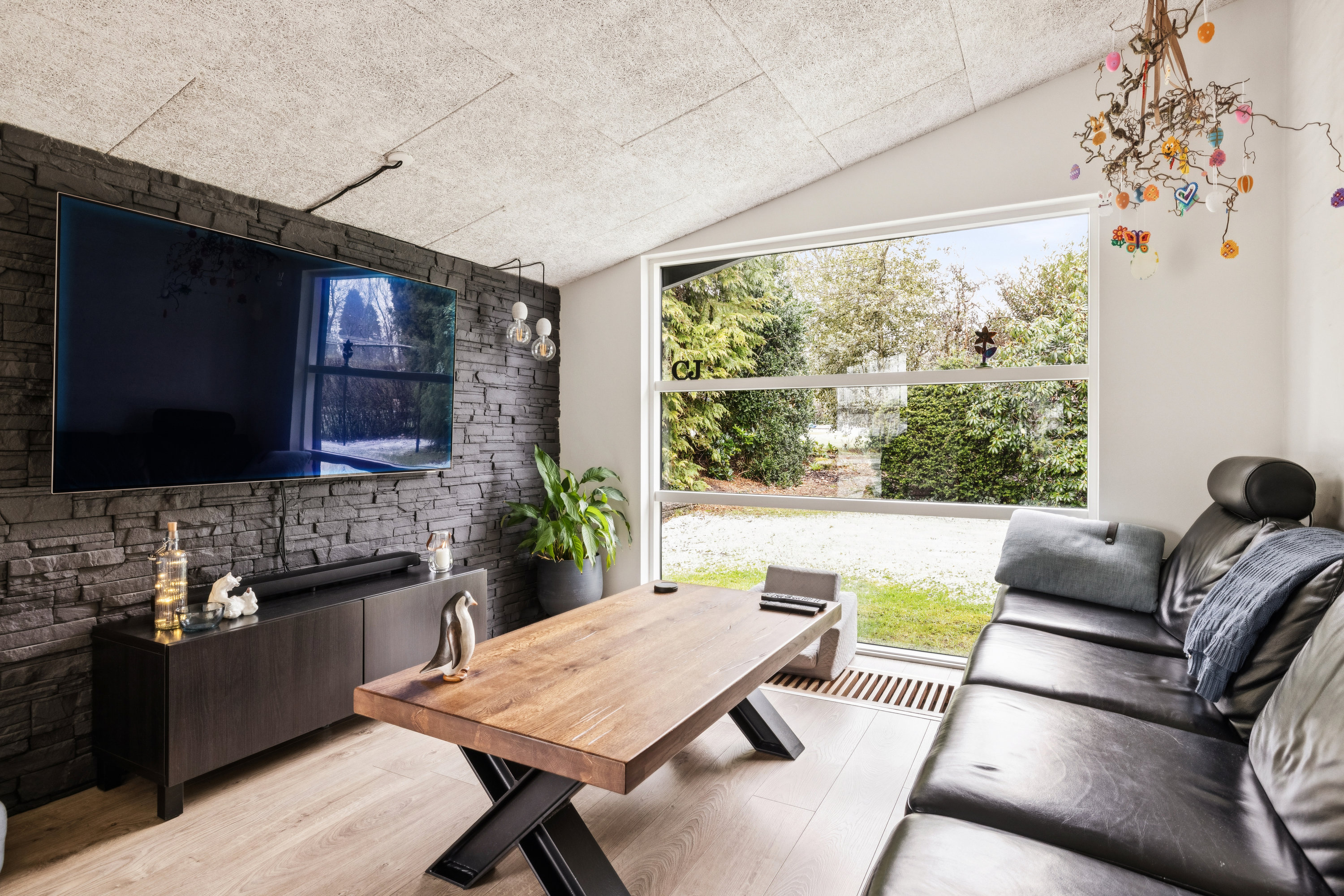 Fremhævet stue billede i fuldskærmstilstand. Billede af Vesterled 24, 7850 Stoholm Jyll