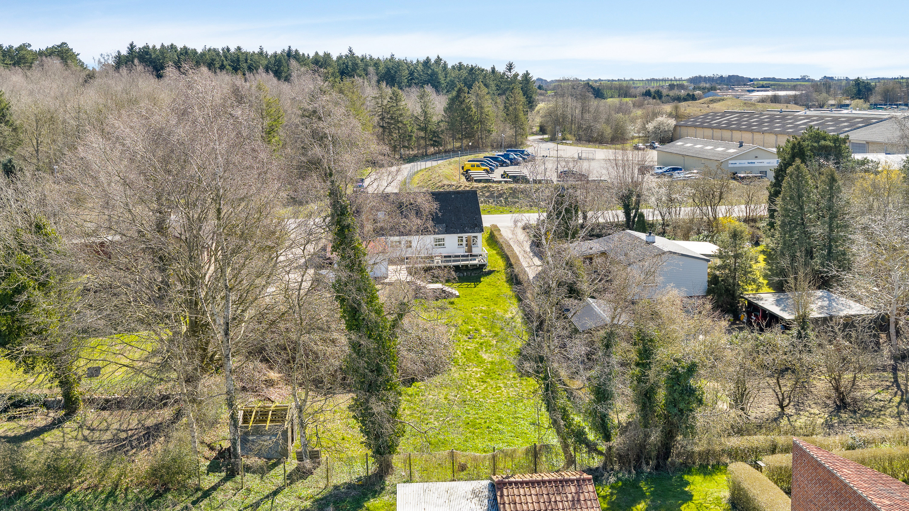 Fremhævet luftfoto billede i fuldskærmstilstand. Billede af Akkerupvej 31, 5683 Haarby