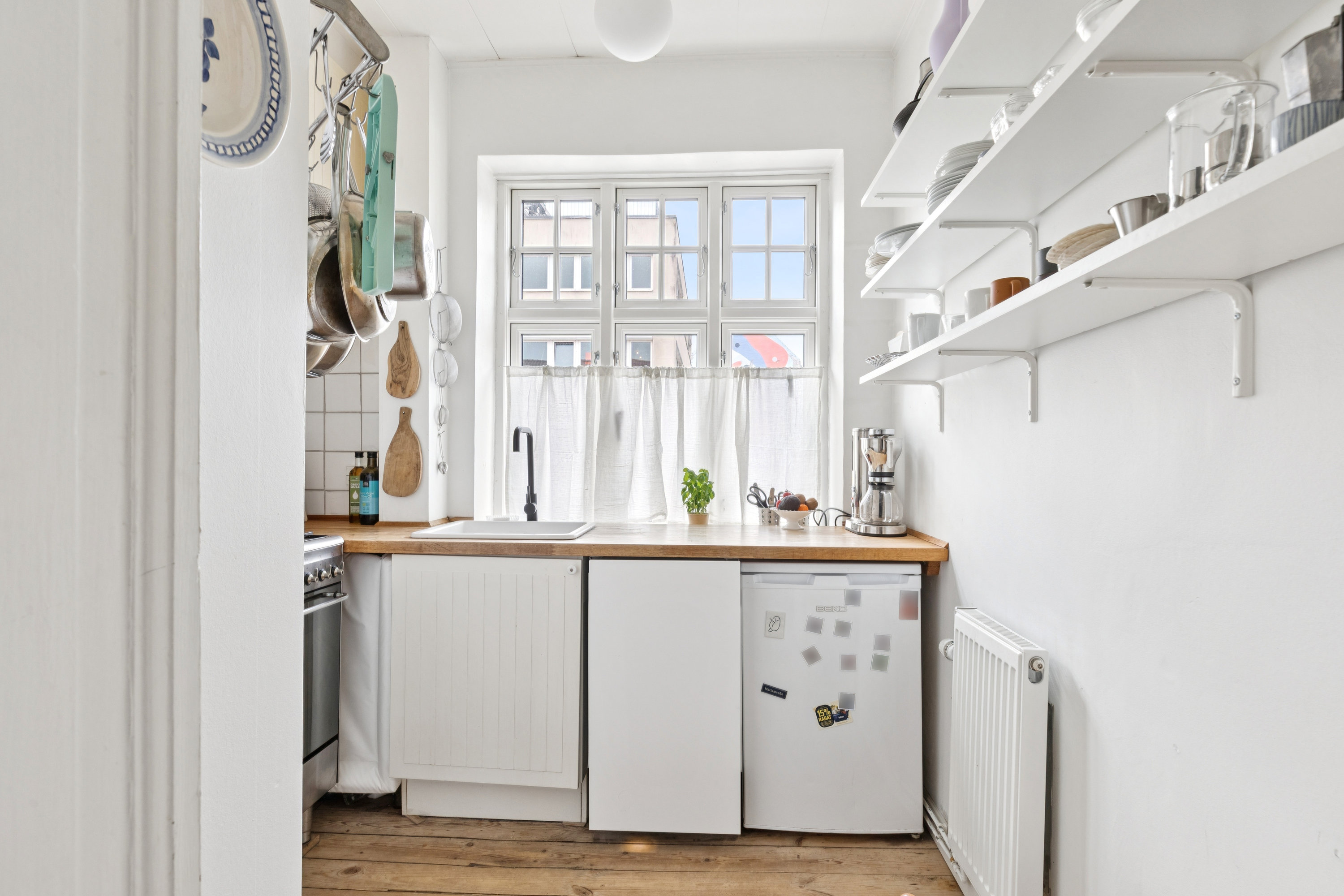 Fremhævet køkken billede i fuldskærmstilstand. Billede af Jydeholmen 13A, 1. th., 2720 Vanløse