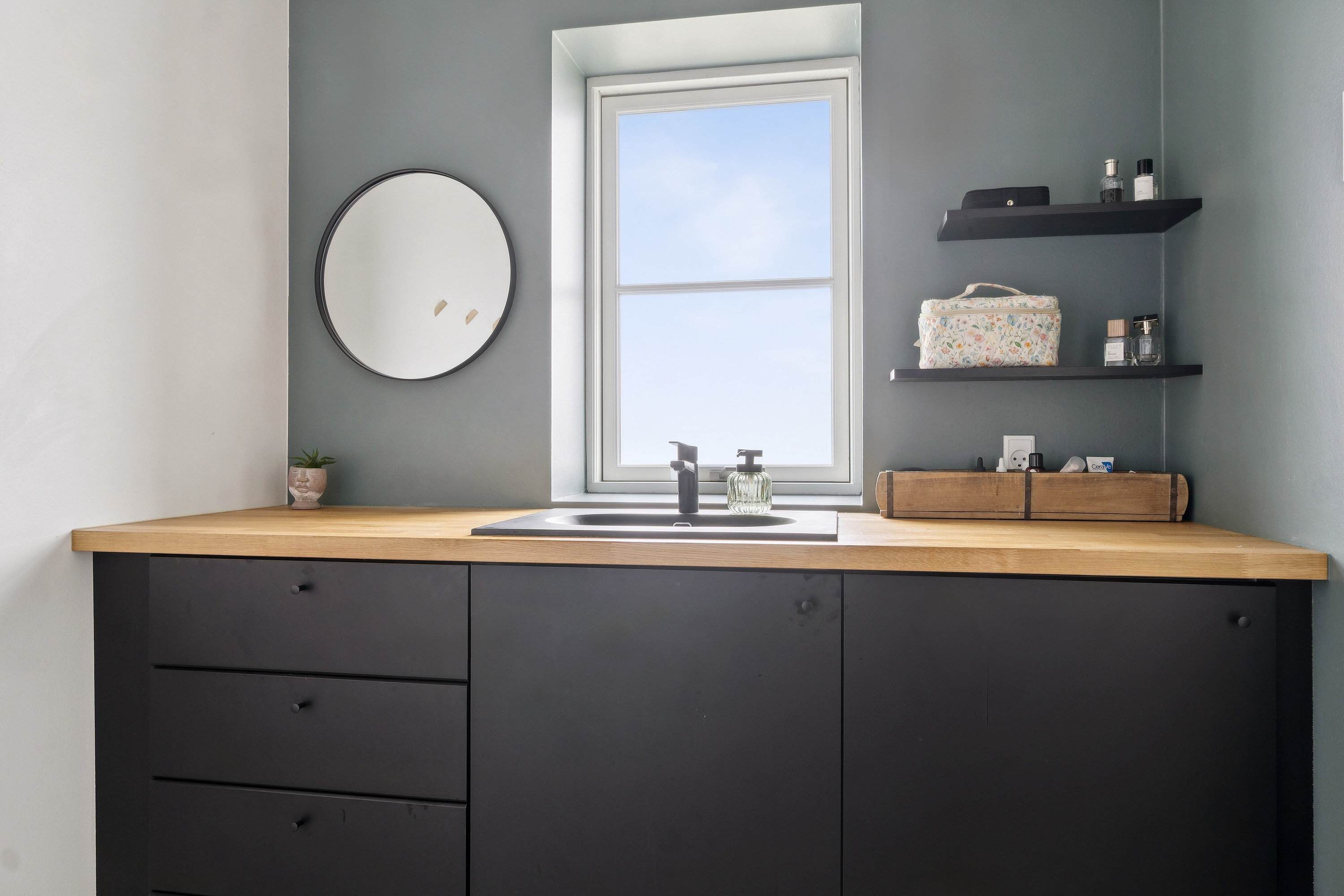 Fremhævet badeværelse billede i fuldskærmstilstand. Billede af Vådager 4, 4070 Kirke Hyllinge