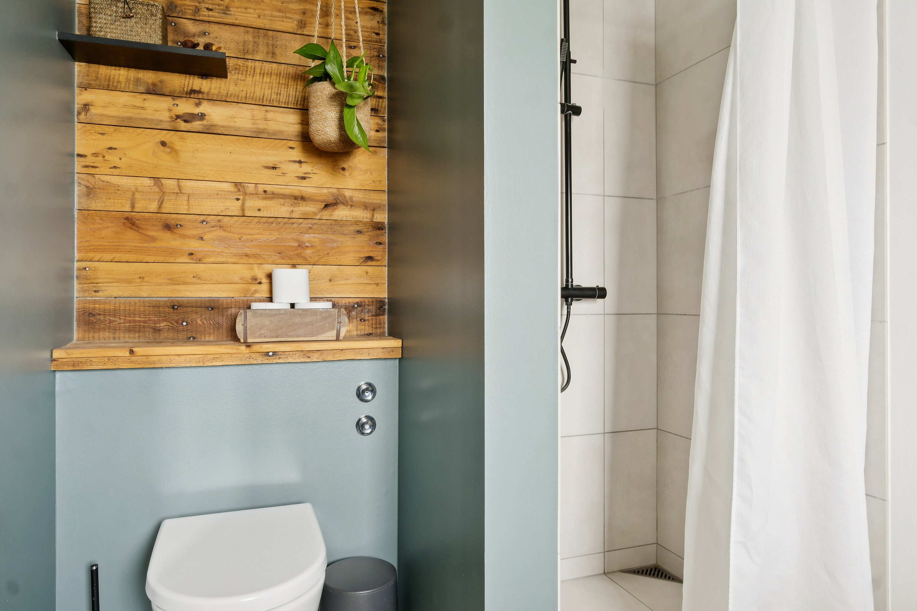 Fremhævet badeværelse billede i fuldskærmstilstand. Billede af Vådager 4, 4070 Kirke Hyllinge