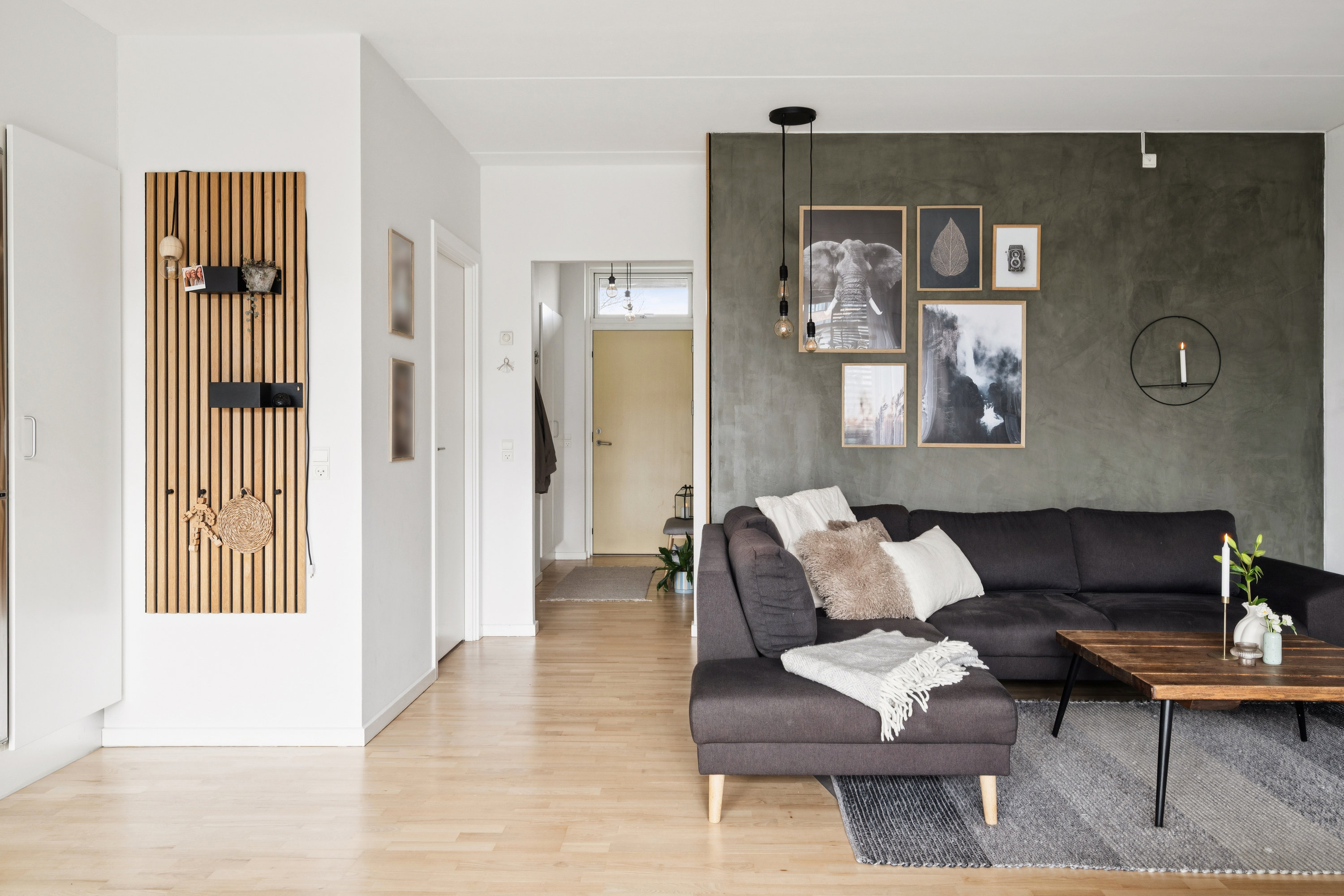 Fremhævet stue billede i fuldskærmstilstand. Billede af Finderupvej 9, 3. 4., 8000 Aarhus C