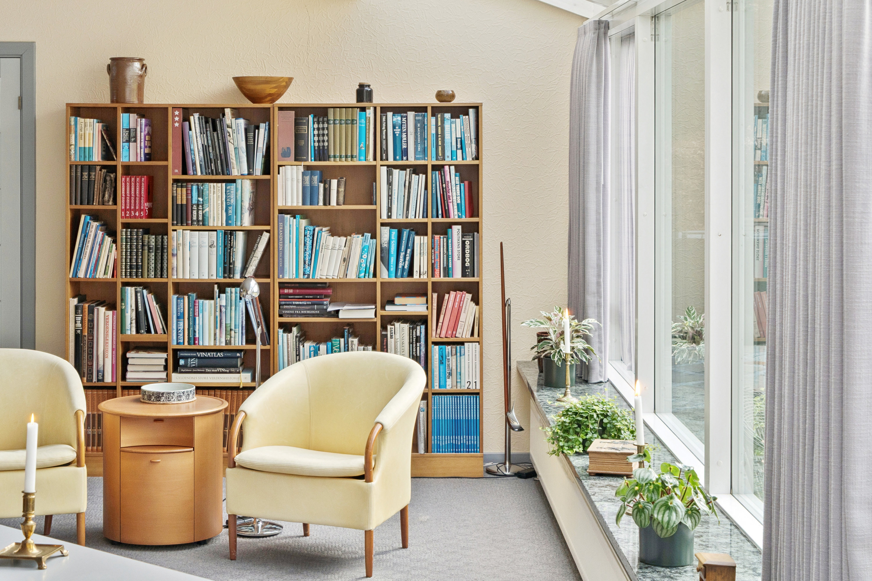 Fremhævet stue billede i fuldskærmstilstand. Billede af Bagsværdvej 246A, 2880 Bagsværd