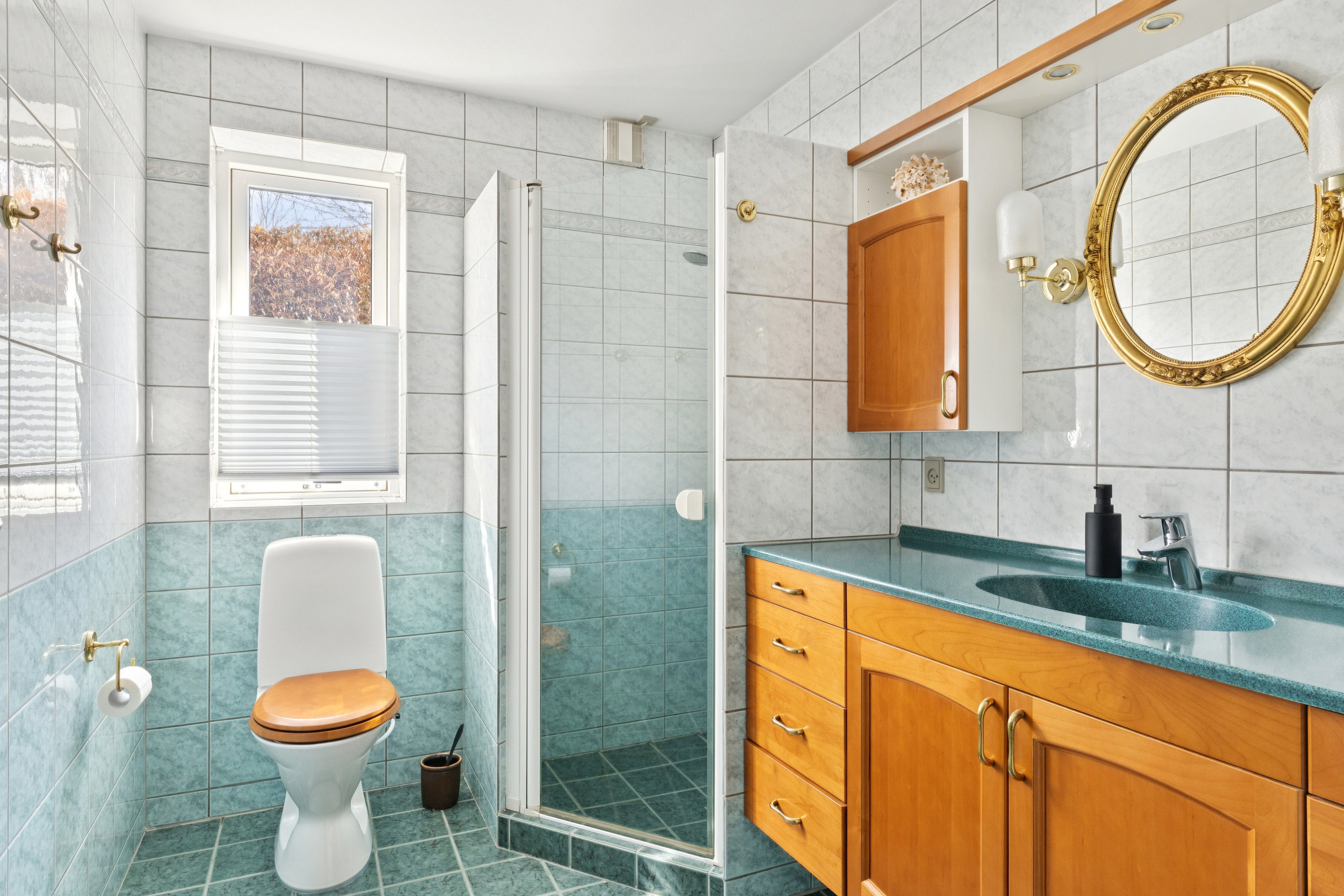 Fremhævet badeværelse billede i fuldskærmstilstand. Billede af Bagsværdvej 246A, 2880 Bagsværd