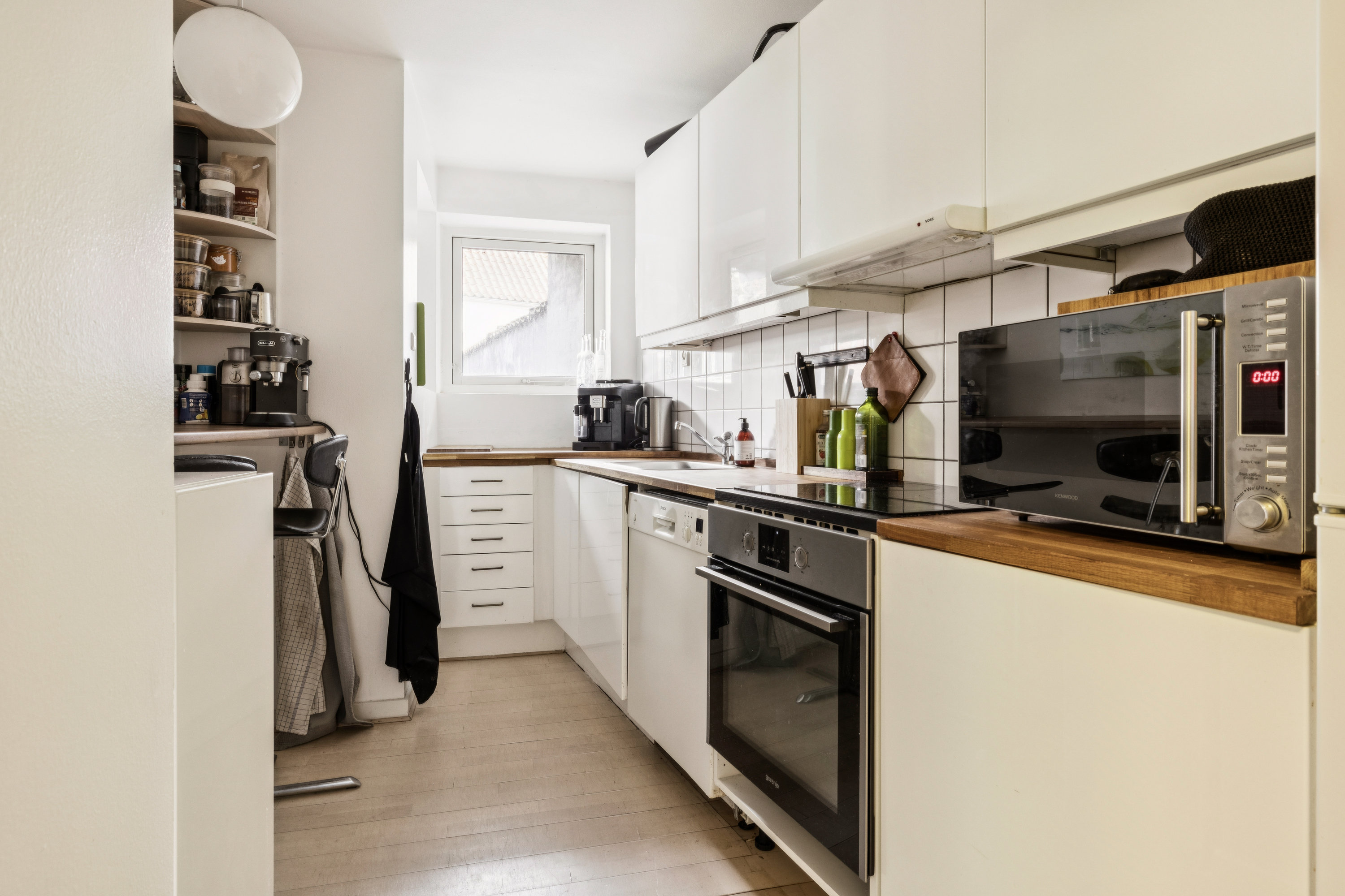 Fremhævet køkken billede i fuldskærmstilstand. Billede af Nytorv 3C, 8800 Viborg