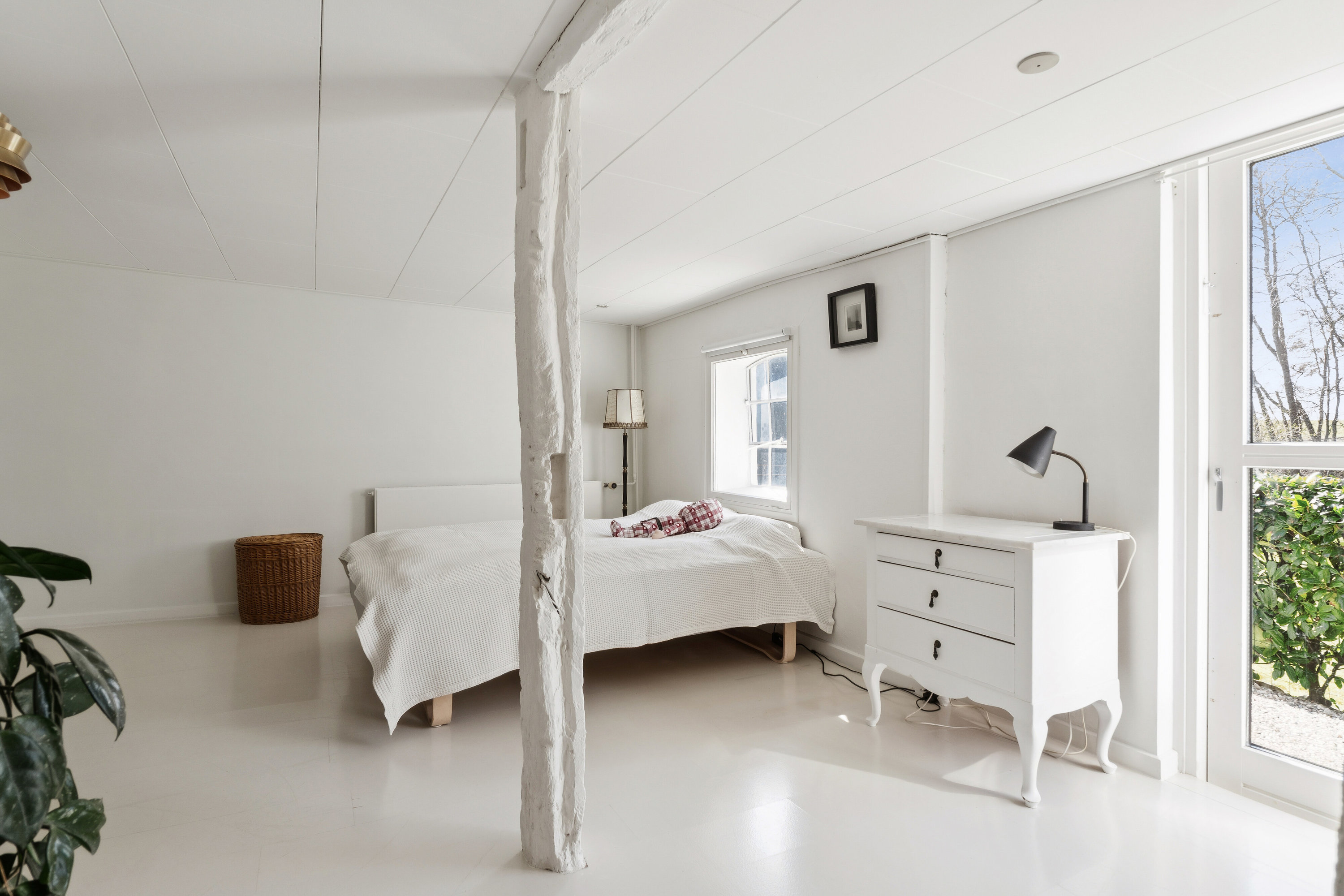 Fremhævet soveværelse billede i fuldskærmstilstand. Billede af Lundbyvej 67, Tåsinge, 5700 Svendborg