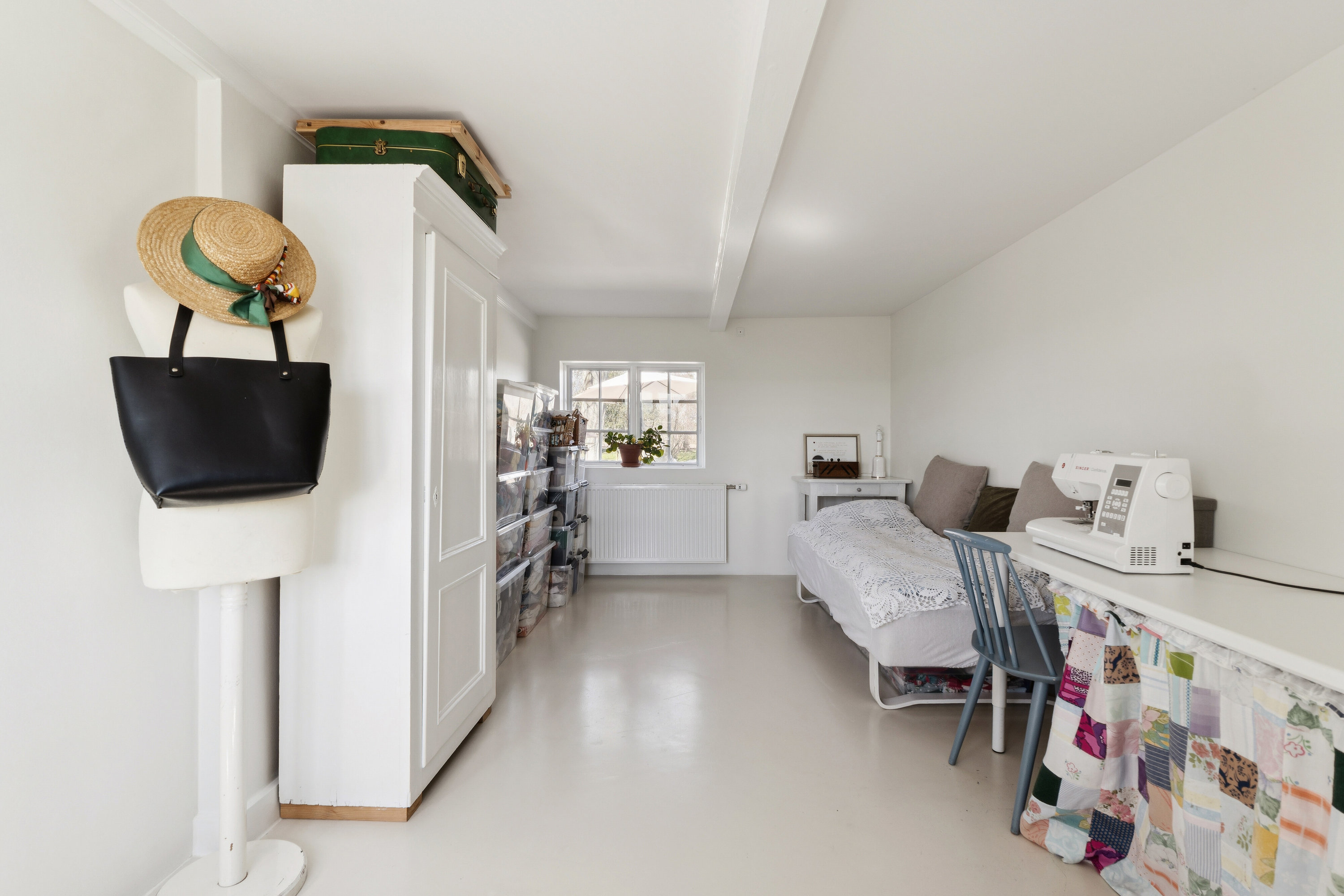 Fremhævet soveværelse billede i fuldskærmstilstand. Billede af Lundbyvej 67, Tåsinge, 5700 Svendborg