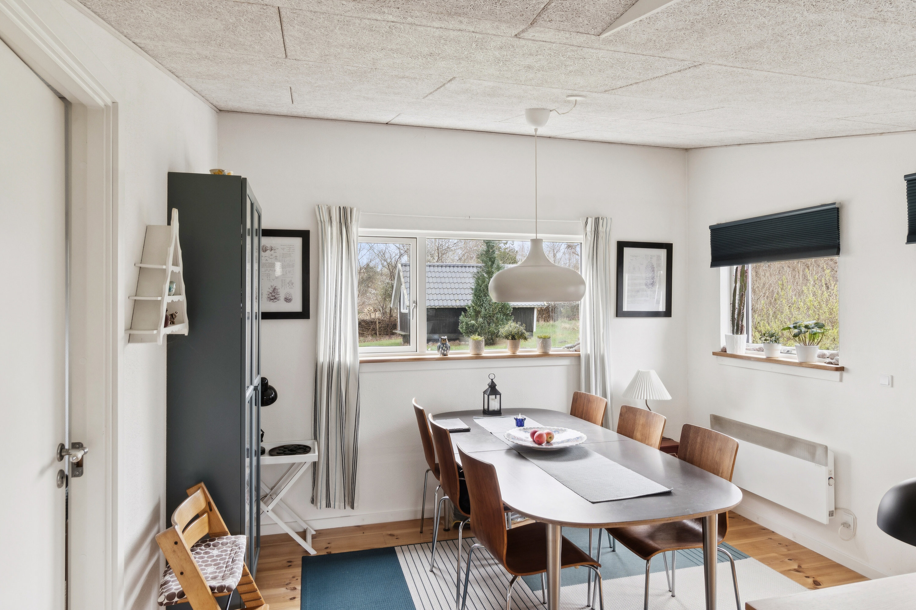 Fremhævet spisestue billede i fuldskærmstilstand. Billede af Myntevej 8, 4400 Kalundborg