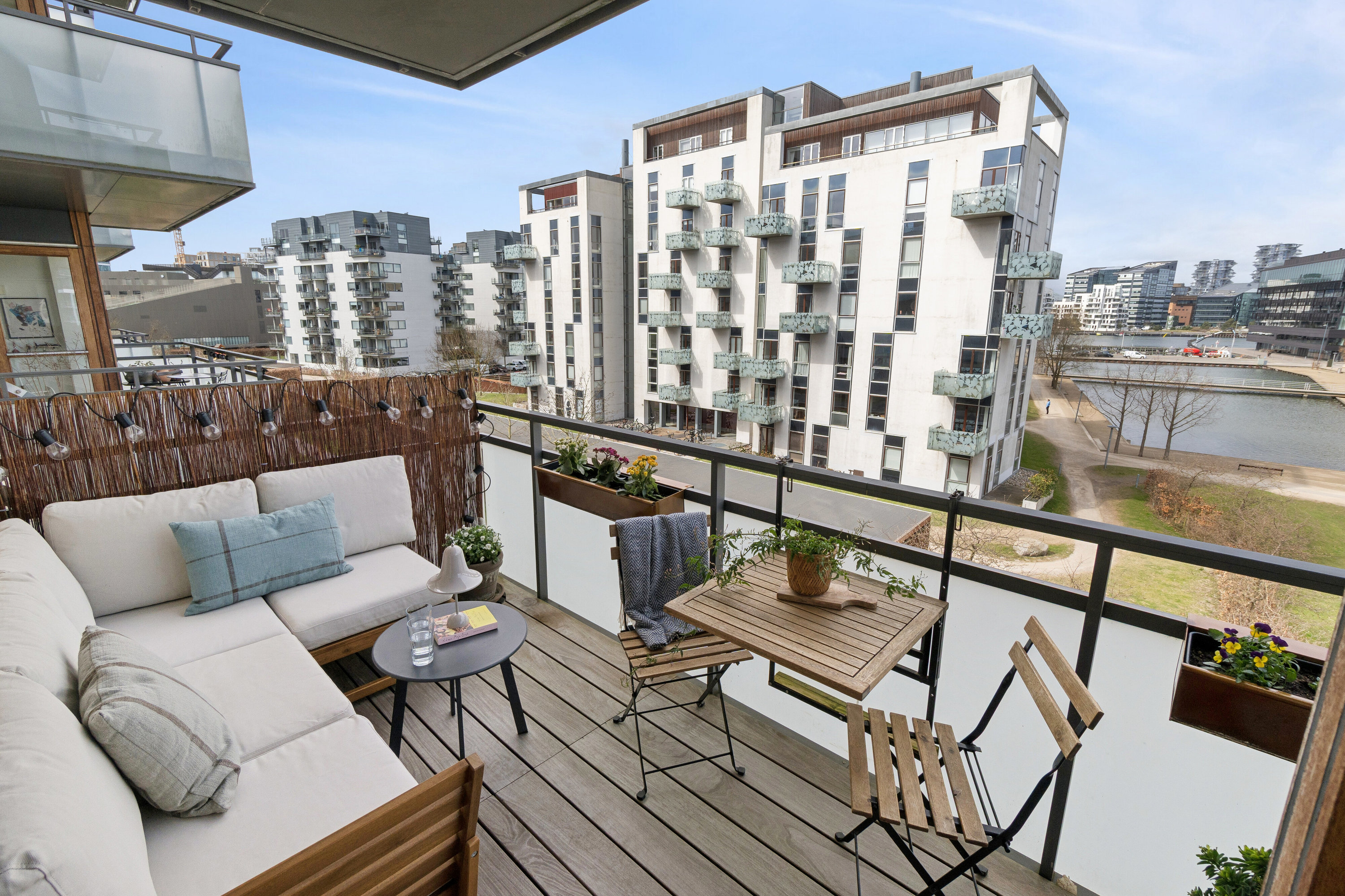 Fremhævet altan billede i fuldskærmstilstand. Billede af Artillerivej 112, 3. th., 2300 København S