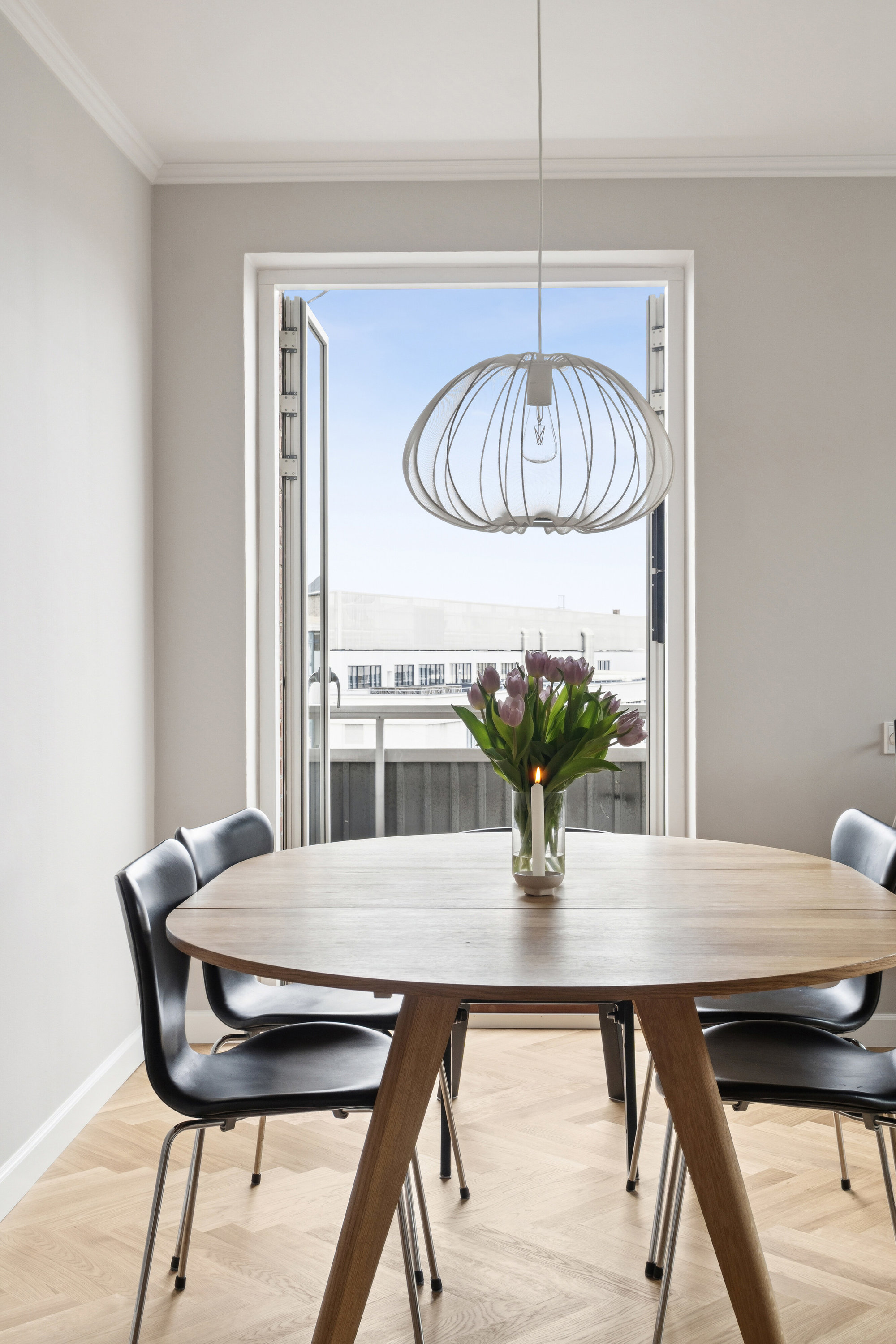 Fremhævet spisestue billede i fuldskærmstilstand. Billede af Ålandsgade 43, 4. tv., 2300 København S