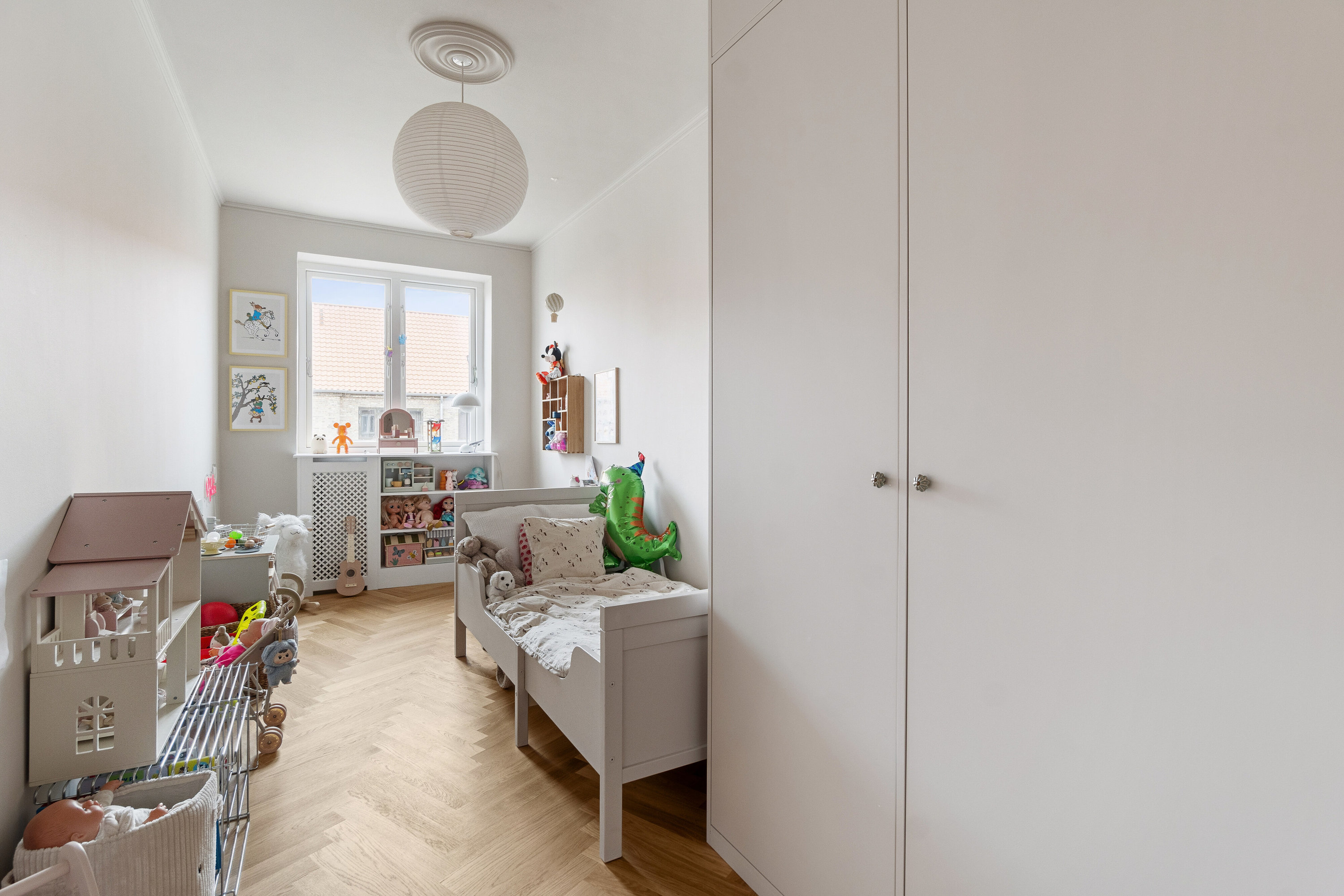 Fremhævet børneværelse billede i fuldskærmstilstand. Billede af Ålandsgade 43, 4. tv., 2300 København S