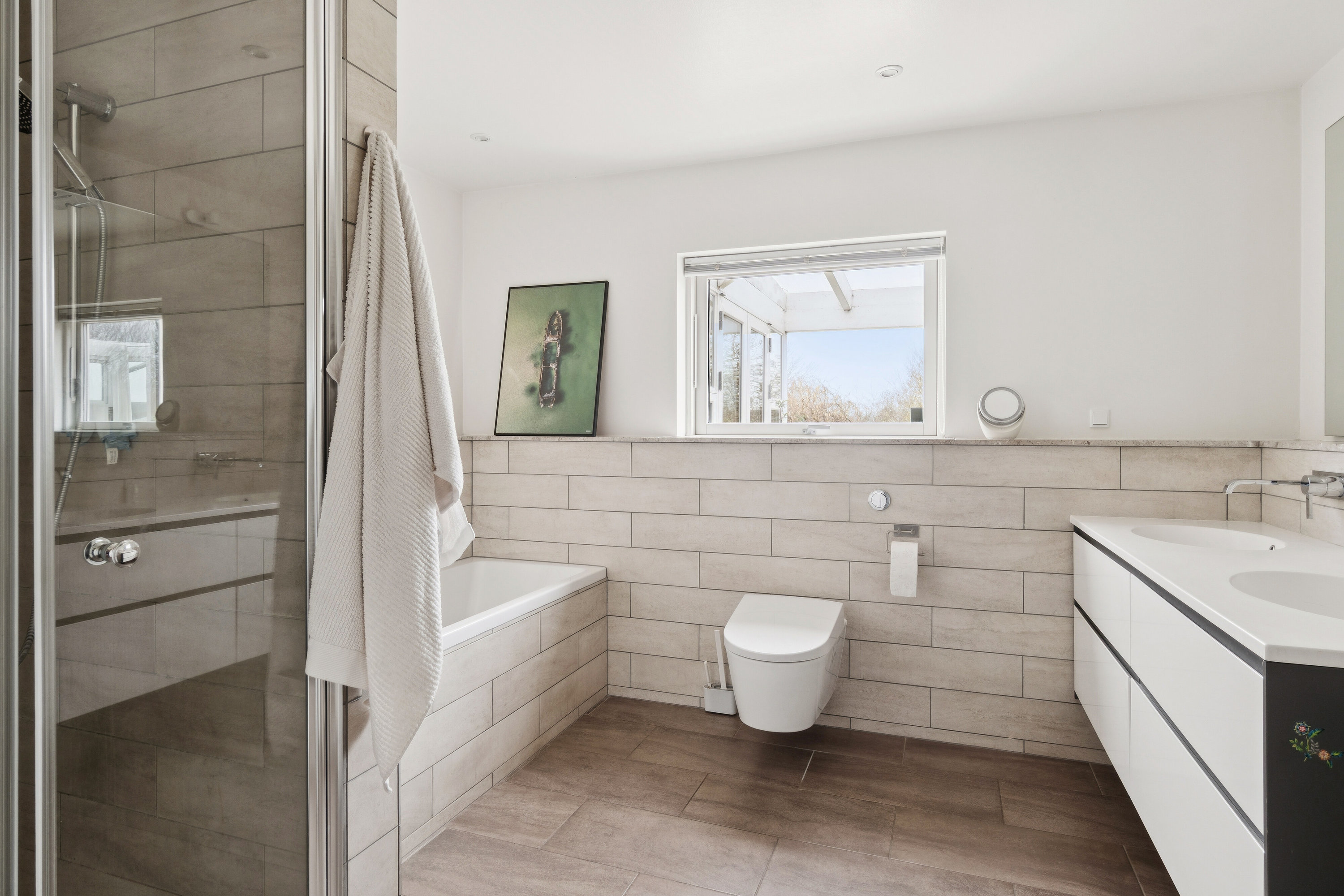 Fremhævet badeværelse billede i fuldskærmstilstand. Billede af Søren Andreasensvej 21, 4540 Fårevejle