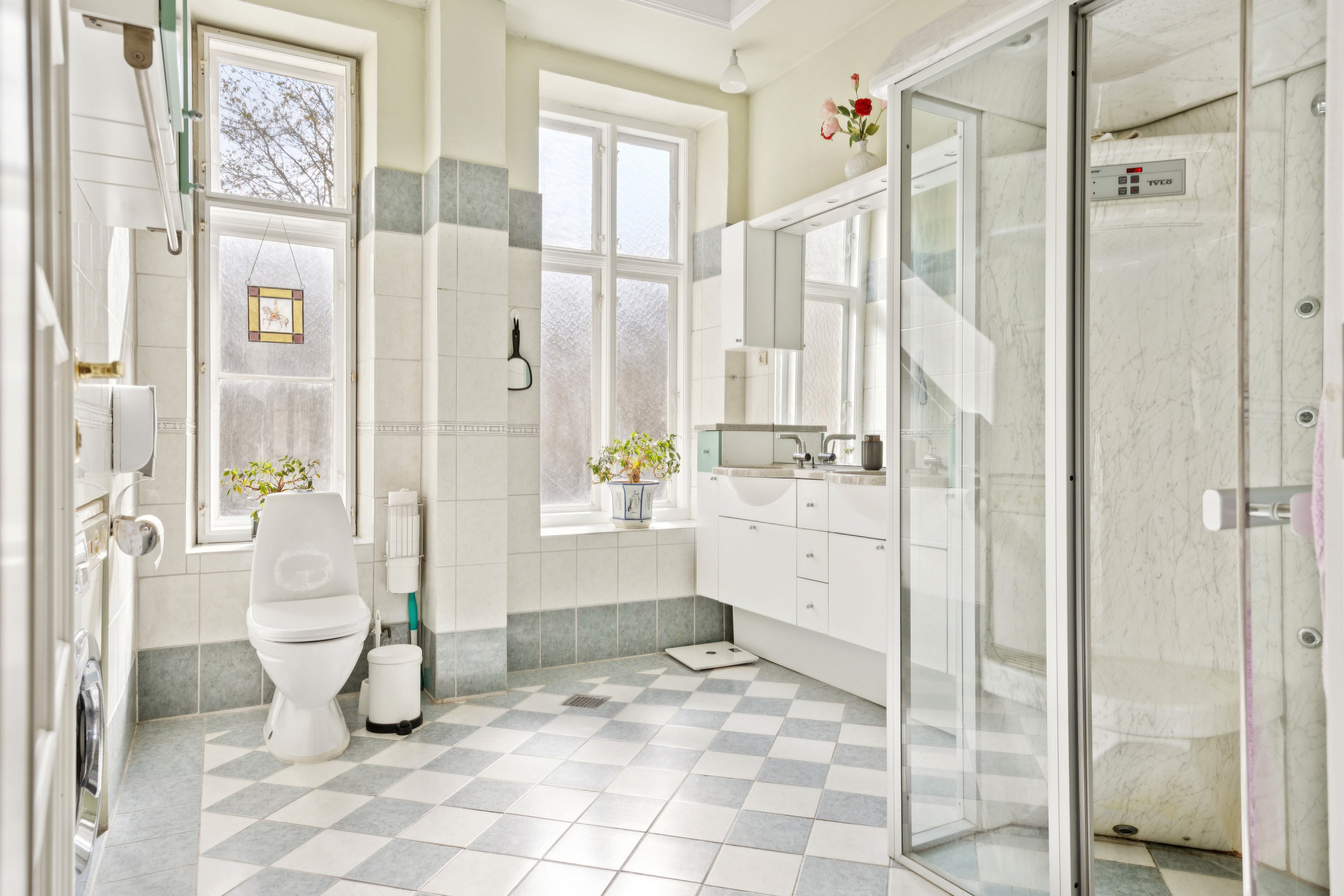 Fremhævet badeværelse billede i fuldskærmstilstand. Billede af Åboulevard 31, 1. tv., 1960 Frederiksberg C