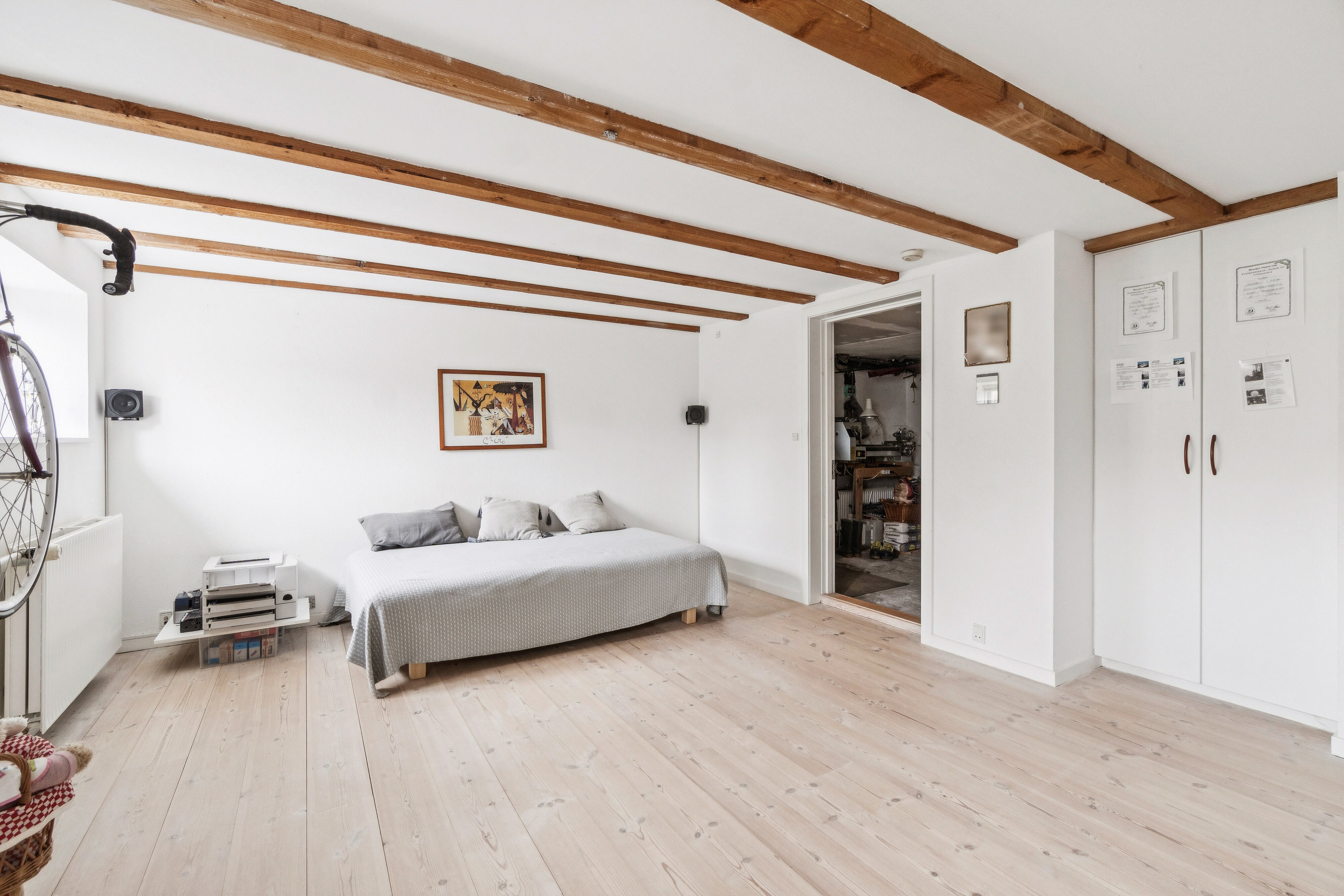 Fremhævet soveværelse billede i fuldskærmstilstand. Billede af Roselillevej 40, 2300 København S