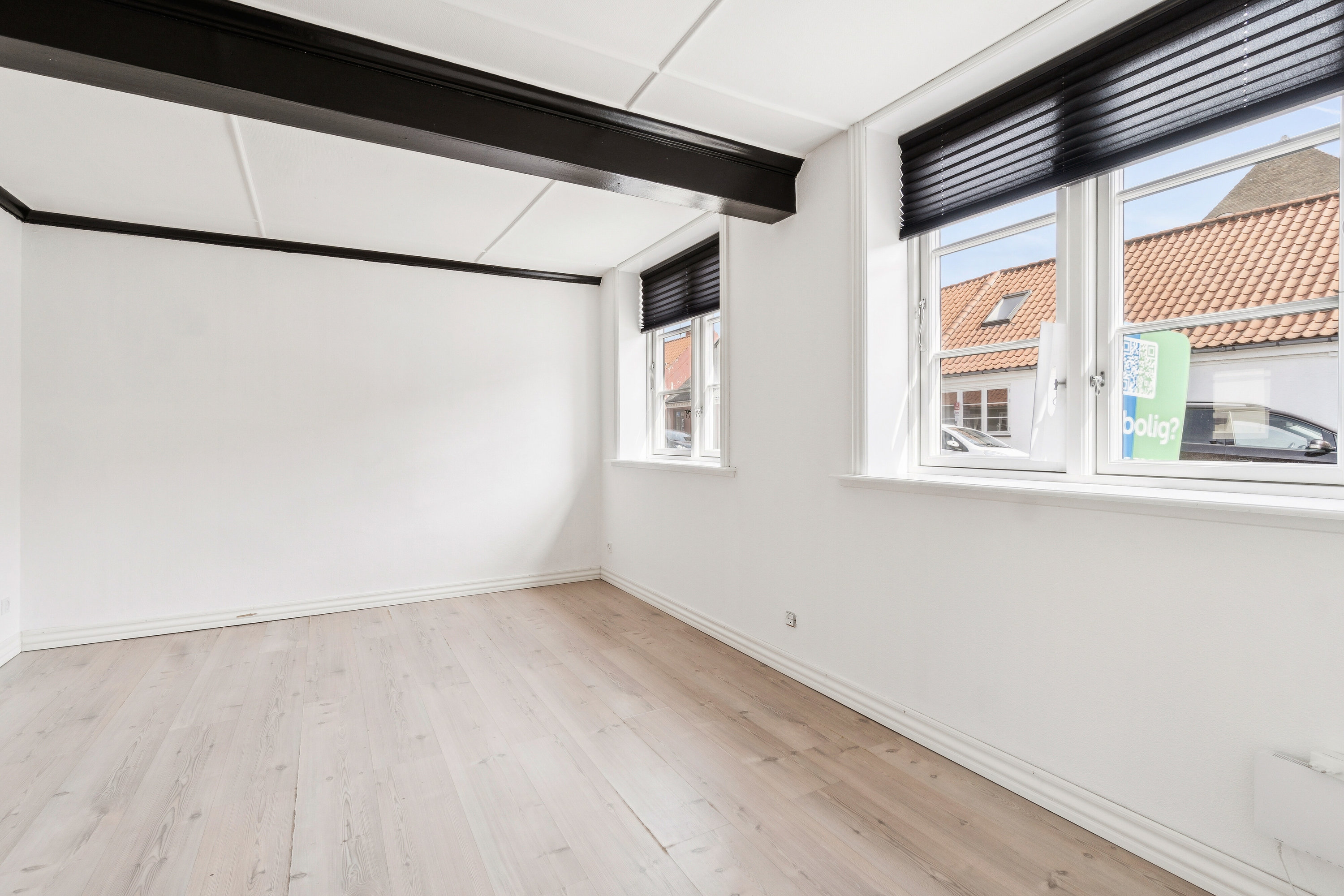 Fremhævet stue billede i fuldskærmstilstand. Billede af Store Torvegade 63, Rønne, 3700 Rønne