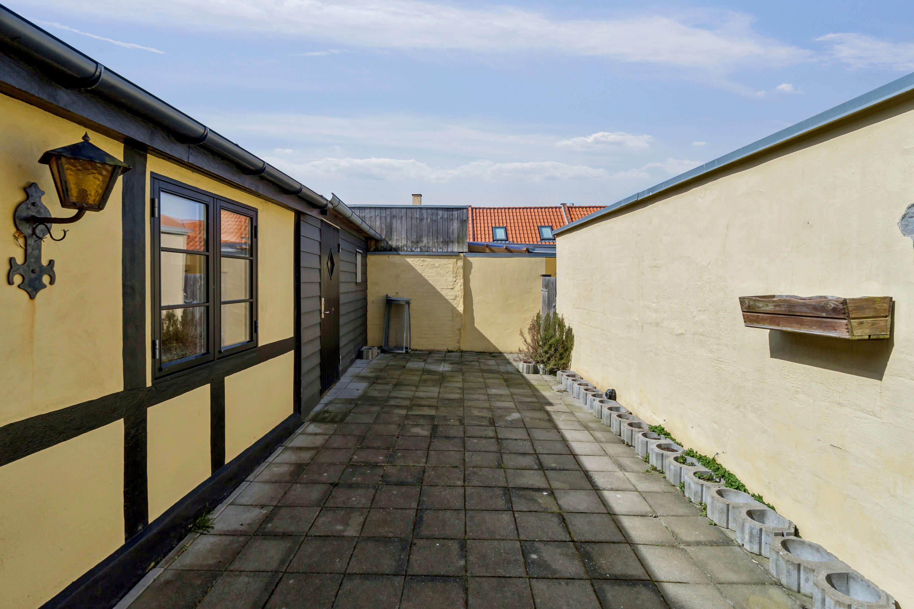 Fremhævet udendørs billede i fuldskærmstilstand. Billede af Store Torvegade 63, Rønne, 3700 Rønne