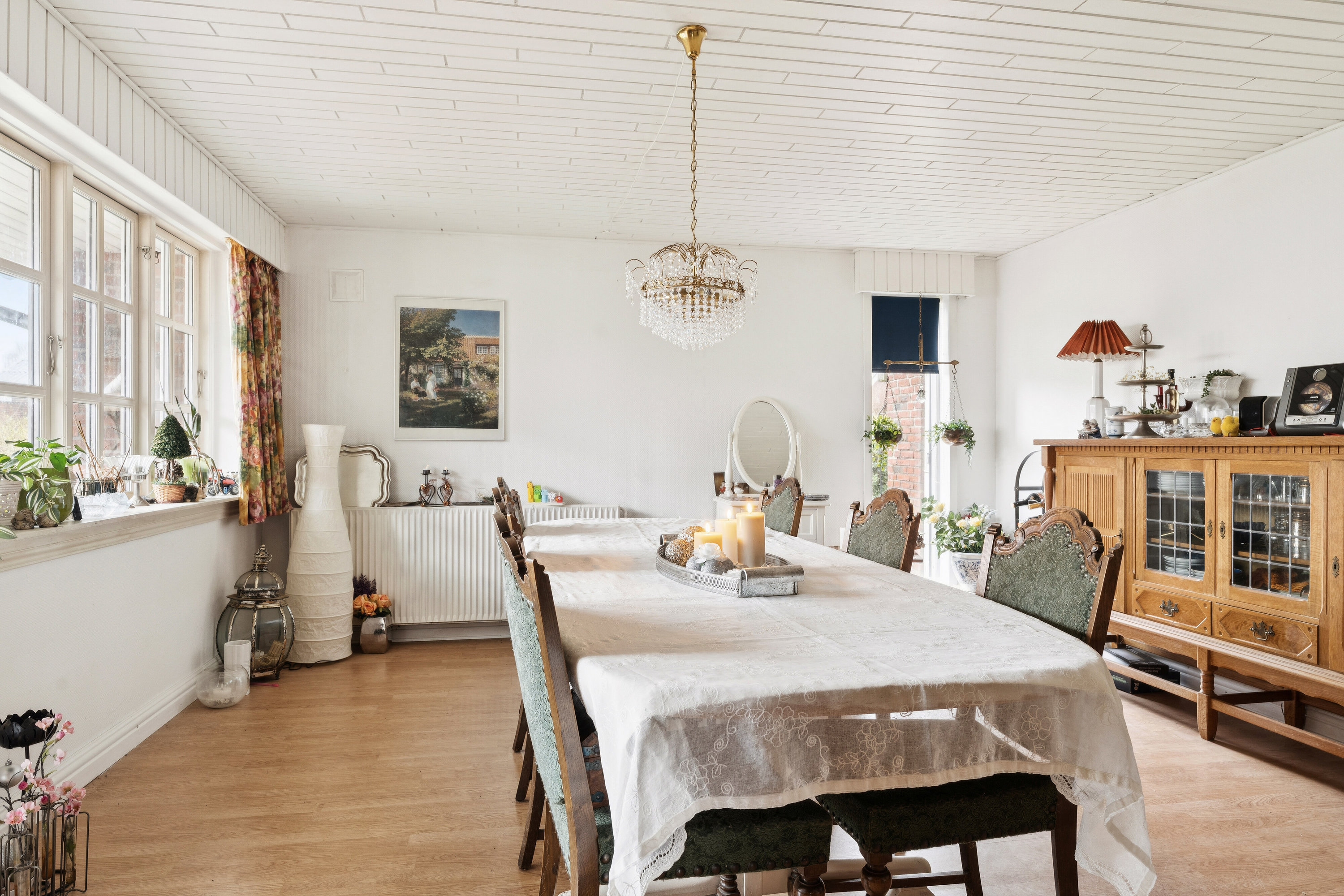 Fremhævet spisestue billede i fuldskærmstilstand. Billede af Søllingdalvej 16, 7250 Hejnsvig