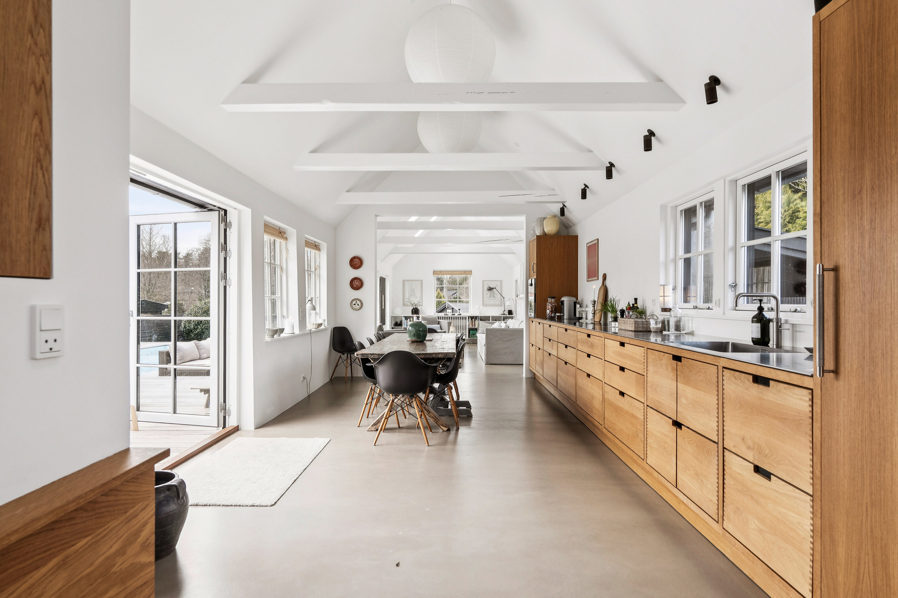 Fremhævet køkken billede i fuldskærmstilstand. Billede af Spurvevej 20, 3100 Hornbæk