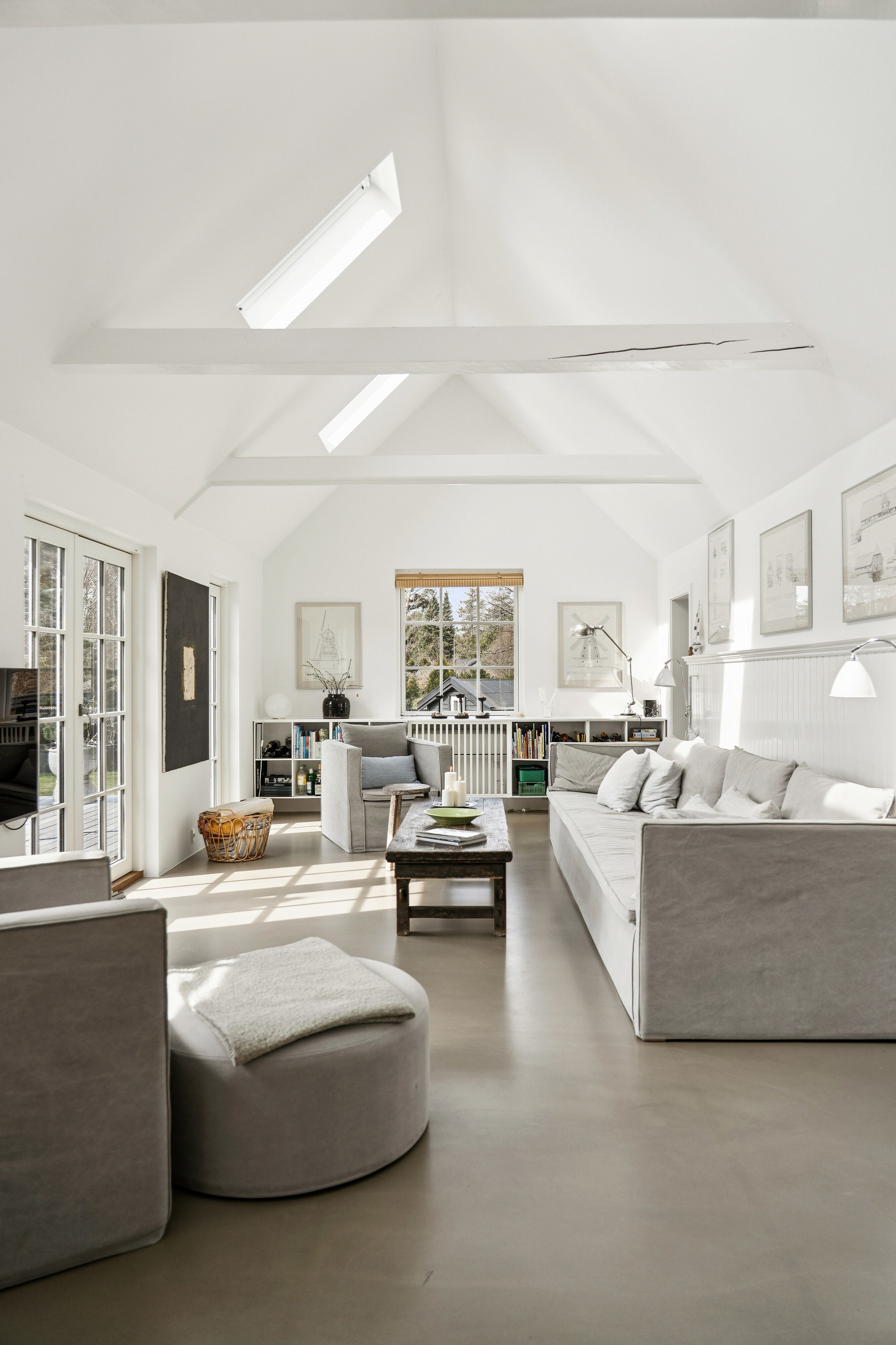 Fremhævet stue billede i fuldskærmstilstand. Billede af Spurvevej 20, 3100 Hornbæk