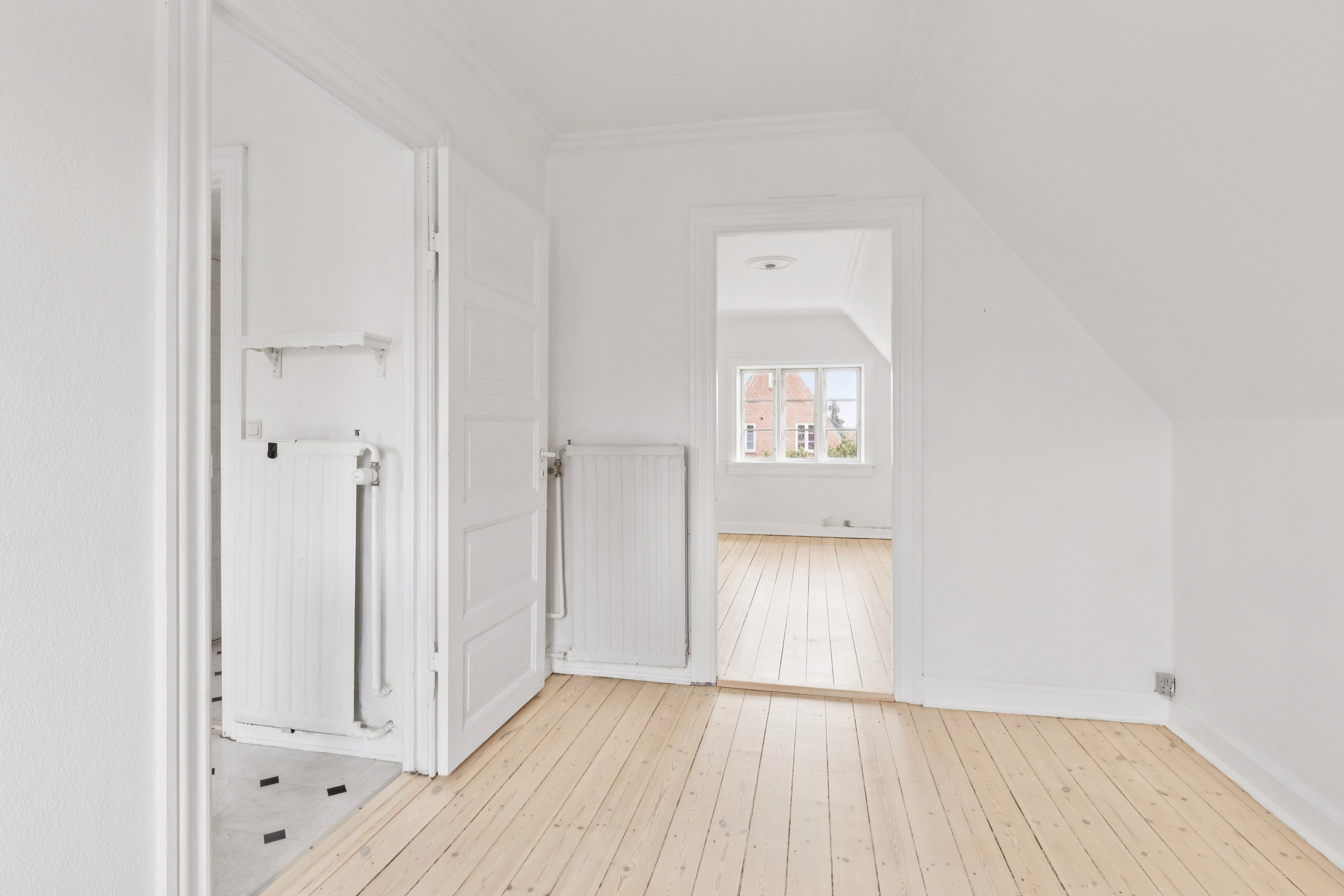 Fremhævet gang billede i fuldskærmstilstand. Billede af Kongsdalvej 35, 2720 Vanløse