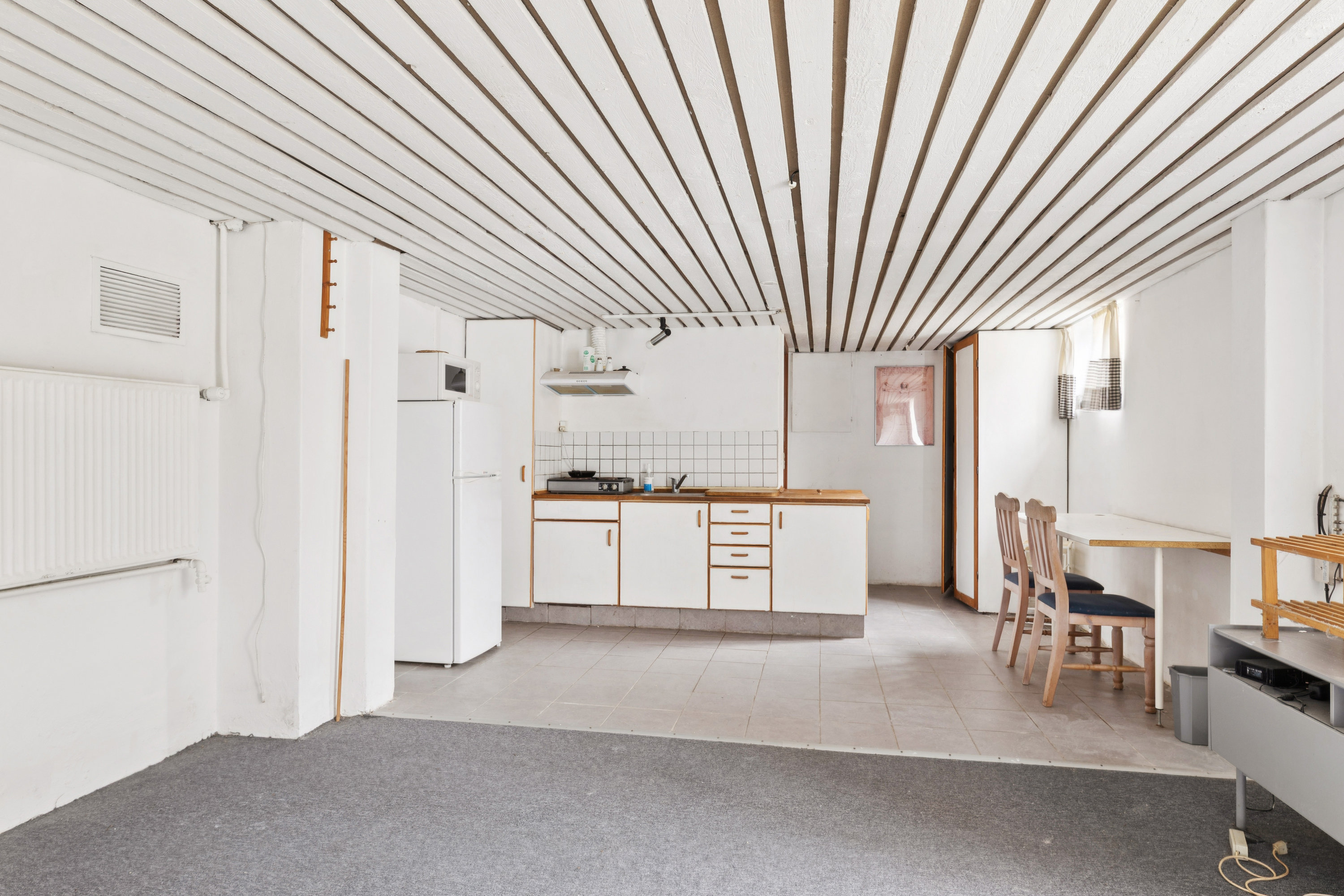 Fremhævet stue billede i fuldskærmstilstand. Billede af Kongsdalvej 35, 2720 Vanløse