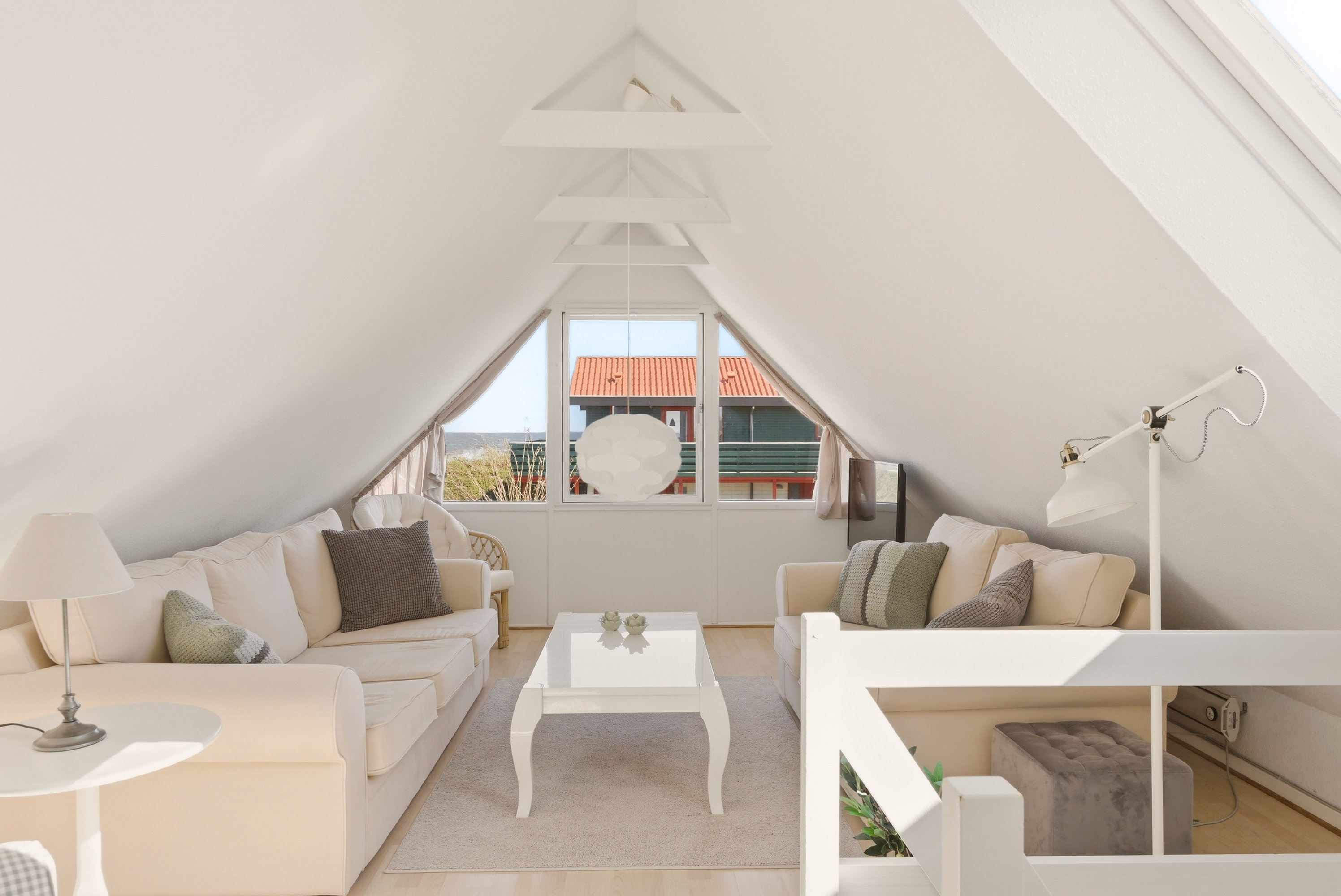 Fremhævet stue billede i fuldskærmstilstand. Billede af Vestre Strandvej 48, Hasmark Strand, 5450 Otterup