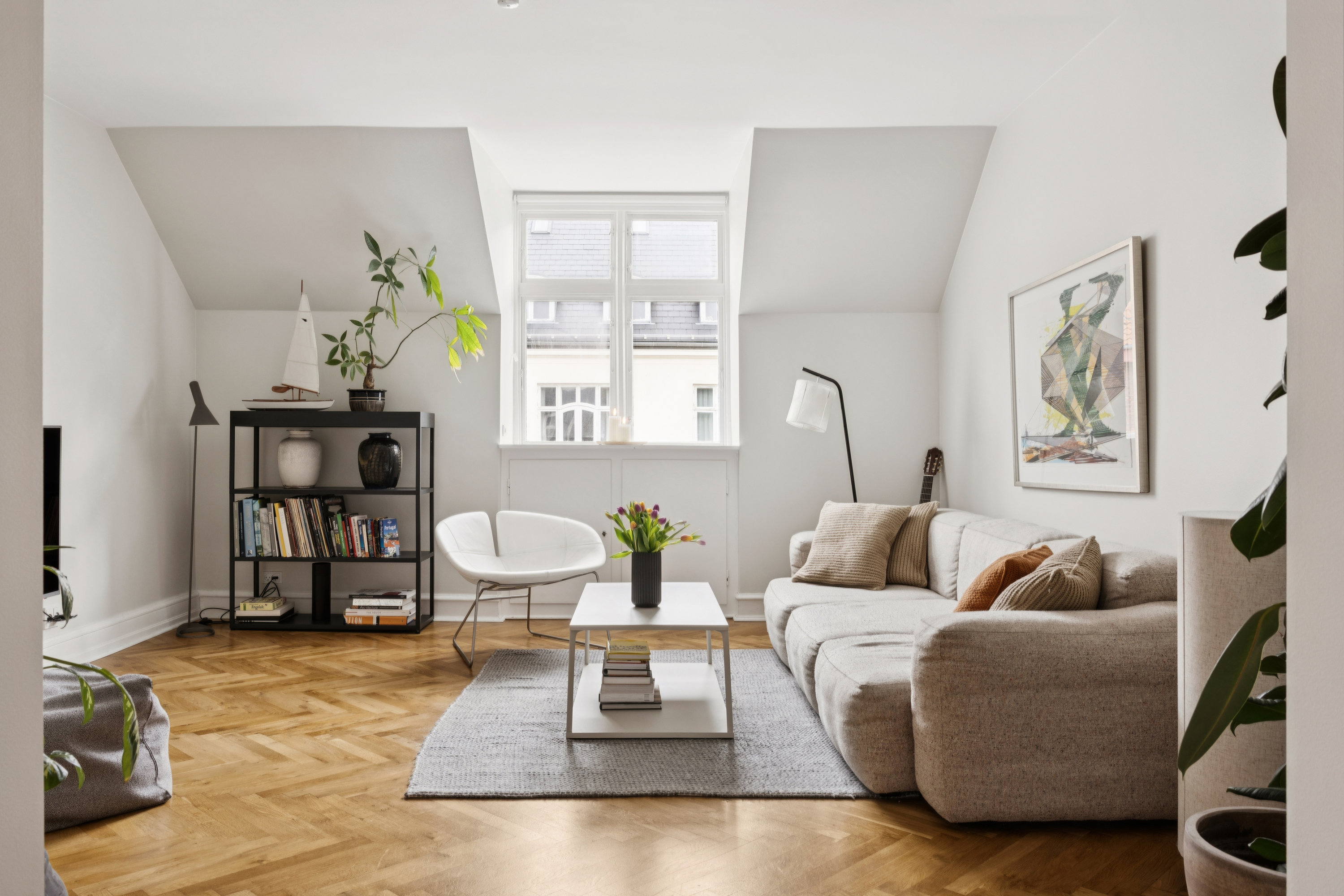 Fremhævet stue billede i fuldskærmstilstand. Billede af Rosenørns Alle 65, 4. th., 1970 Frederiksberg C