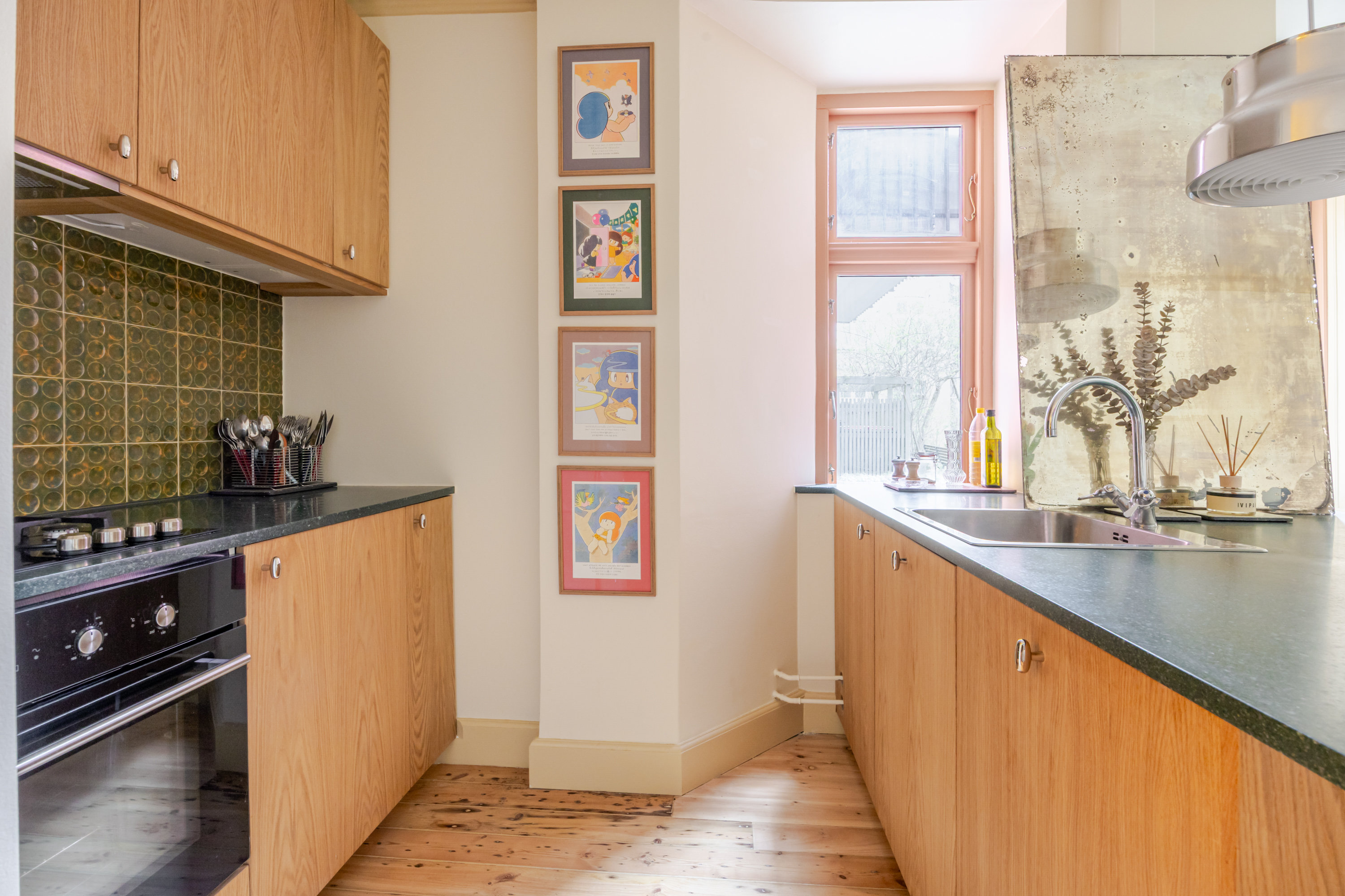 Fremhævet andet billede i fuldskærmstilstand. Billede af Guldbergsgade 5, st.. mf., 2200 København N