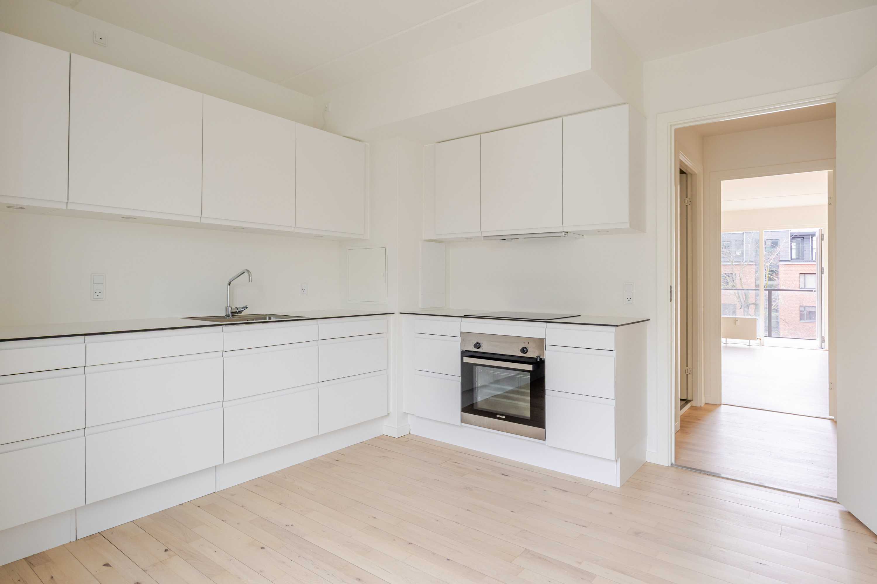 Fremhævet andet billede i fuldskærmstilstand. Billede af Mjølnerparken 58, 3. th., 2200 København N