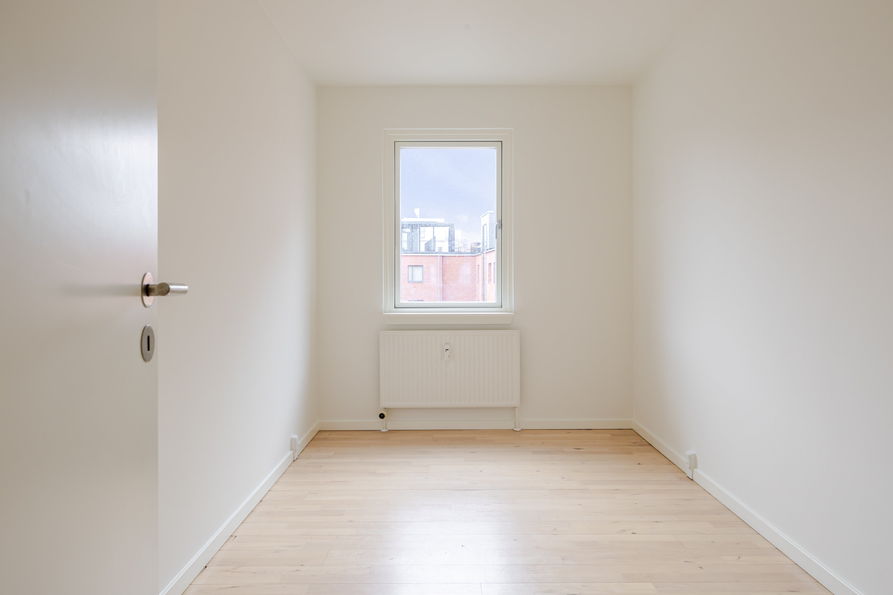 Fremhævet andet billede i fuldskærmstilstand. Billede af Mjølnerparken 58, 3. th., 2200 København N