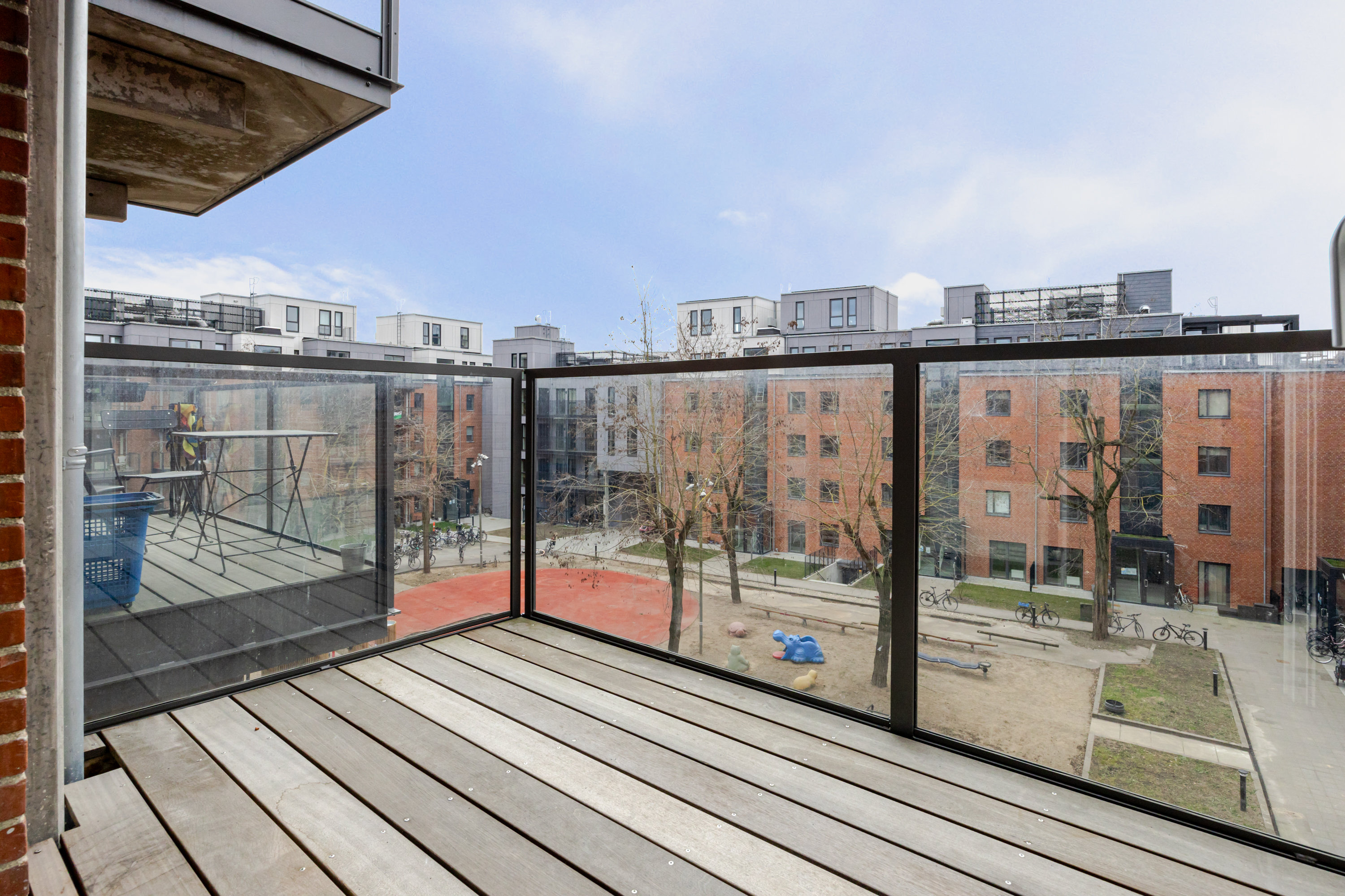 Fremhævet andet billede i fuldskærmstilstand. Billede af Mjølnerparken 58, 3. th., 2200 København N