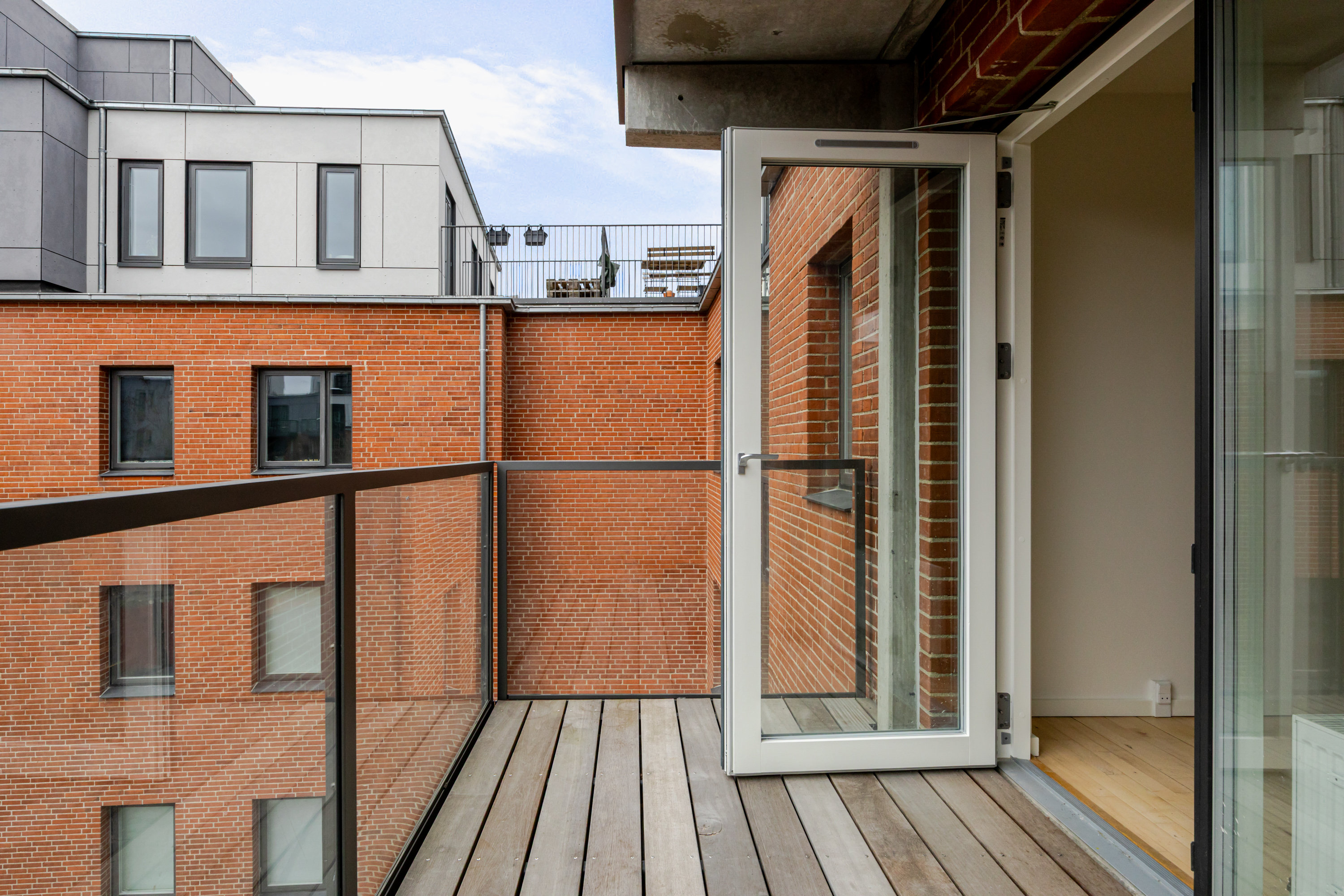 Fremhævet andet billede i fuldskærmstilstand. Billede af Mjølnerparken 58, 3. th., 2200 København N