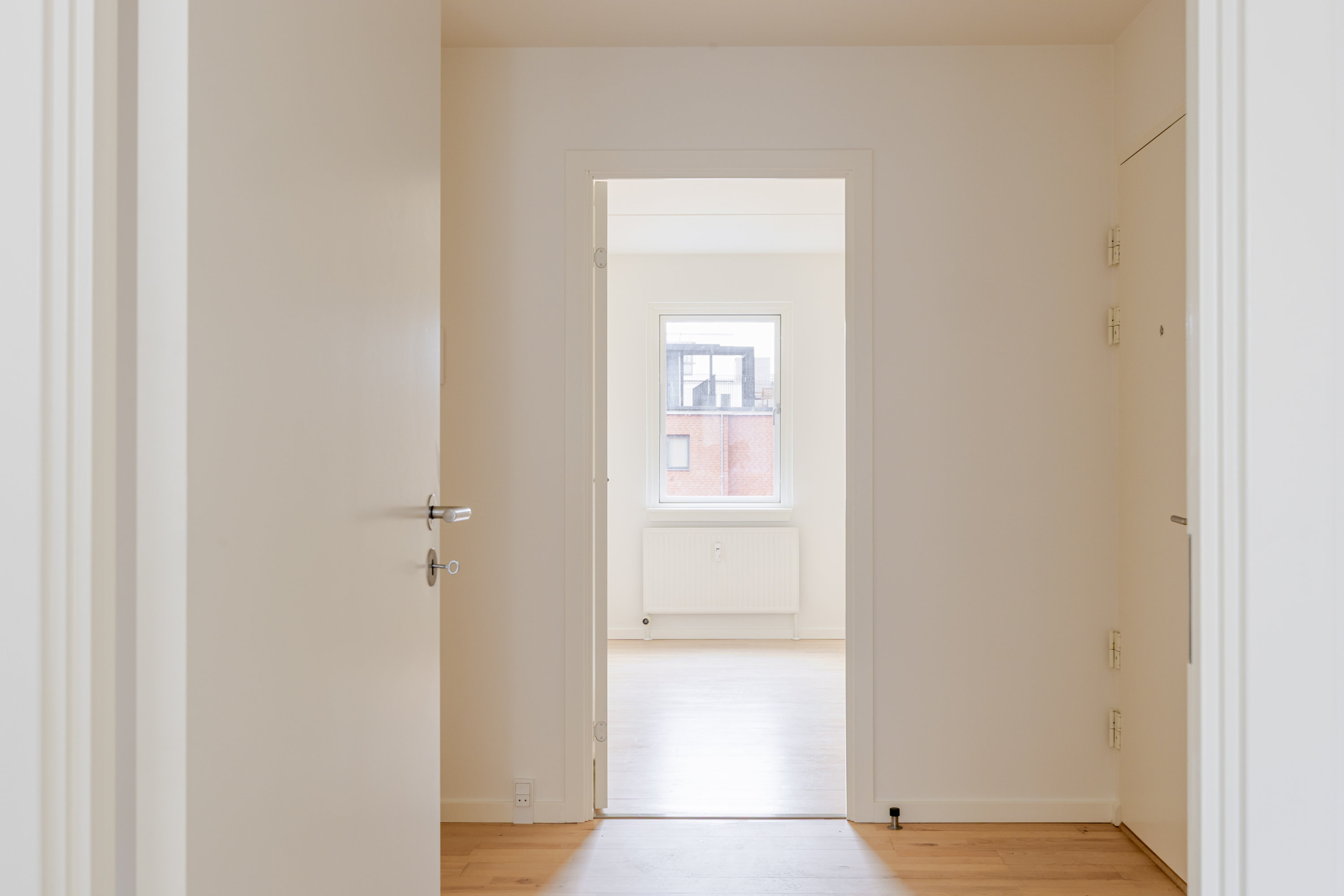 Fremhævet andet billede i fuldskærmstilstand. Billede af Mjølnerparken 58, 3. th., 2200 København N