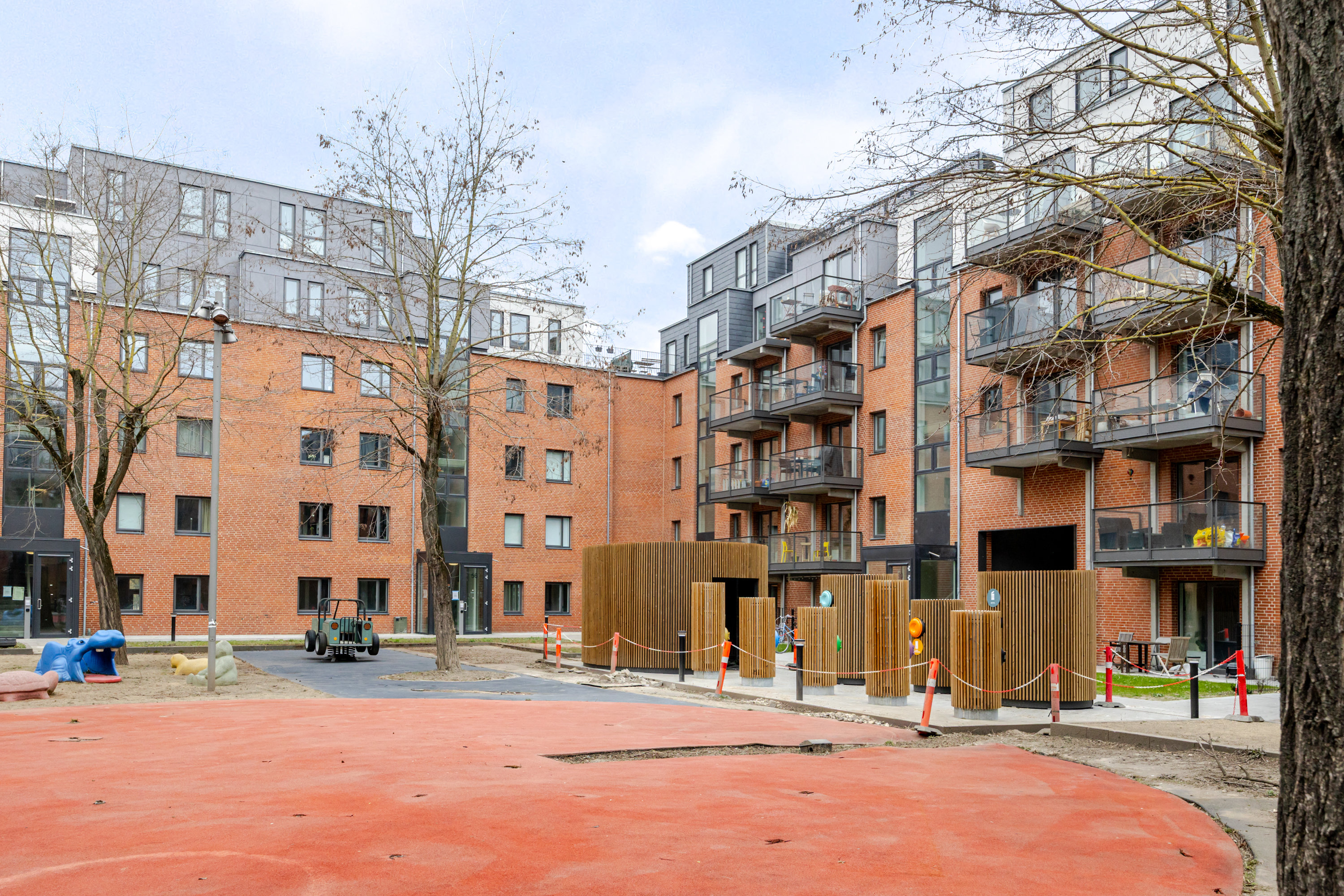 Fremhævet andet billede i fuldskærmstilstand. Billede af Mjølnerparken 58, 3. th., 2200 København N