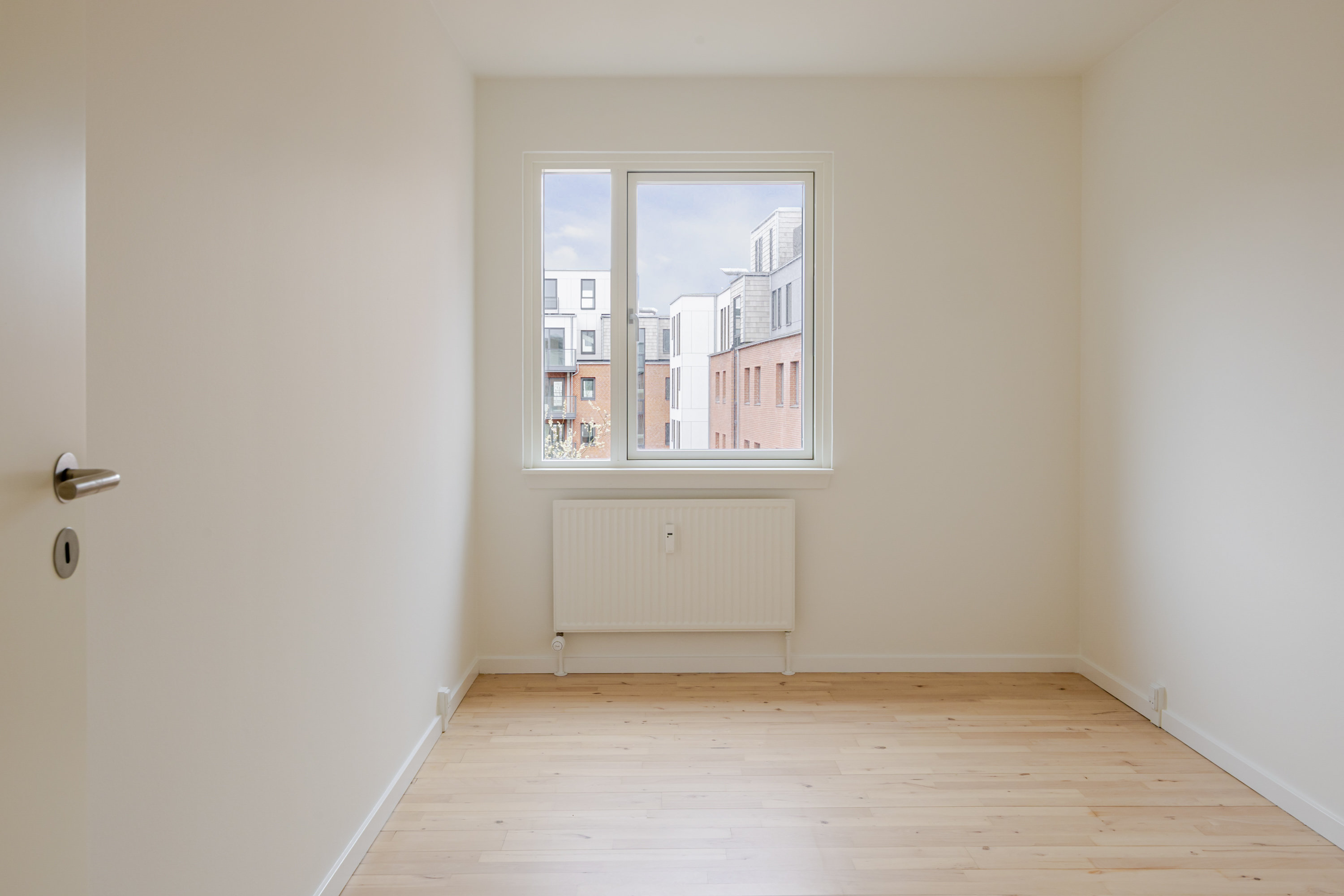 Fremhævet andet billede i fuldskærmstilstand. Billede af Mjølnerparken 26, 3. th., 2200 København N