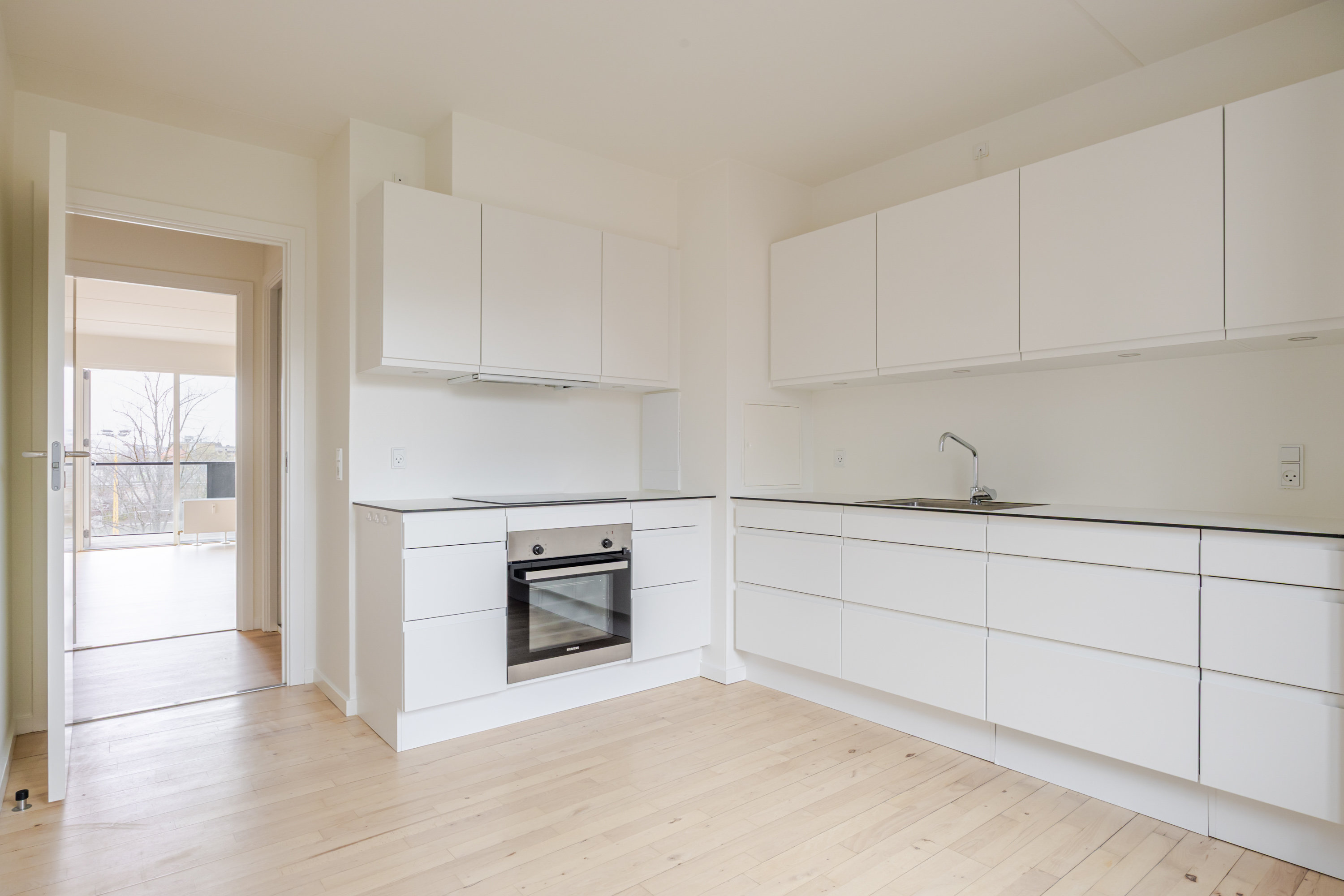 Fremhævet andet billede i fuldskærmstilstand. Billede af Mjølnerparken 26, 3. th., 2200 København N