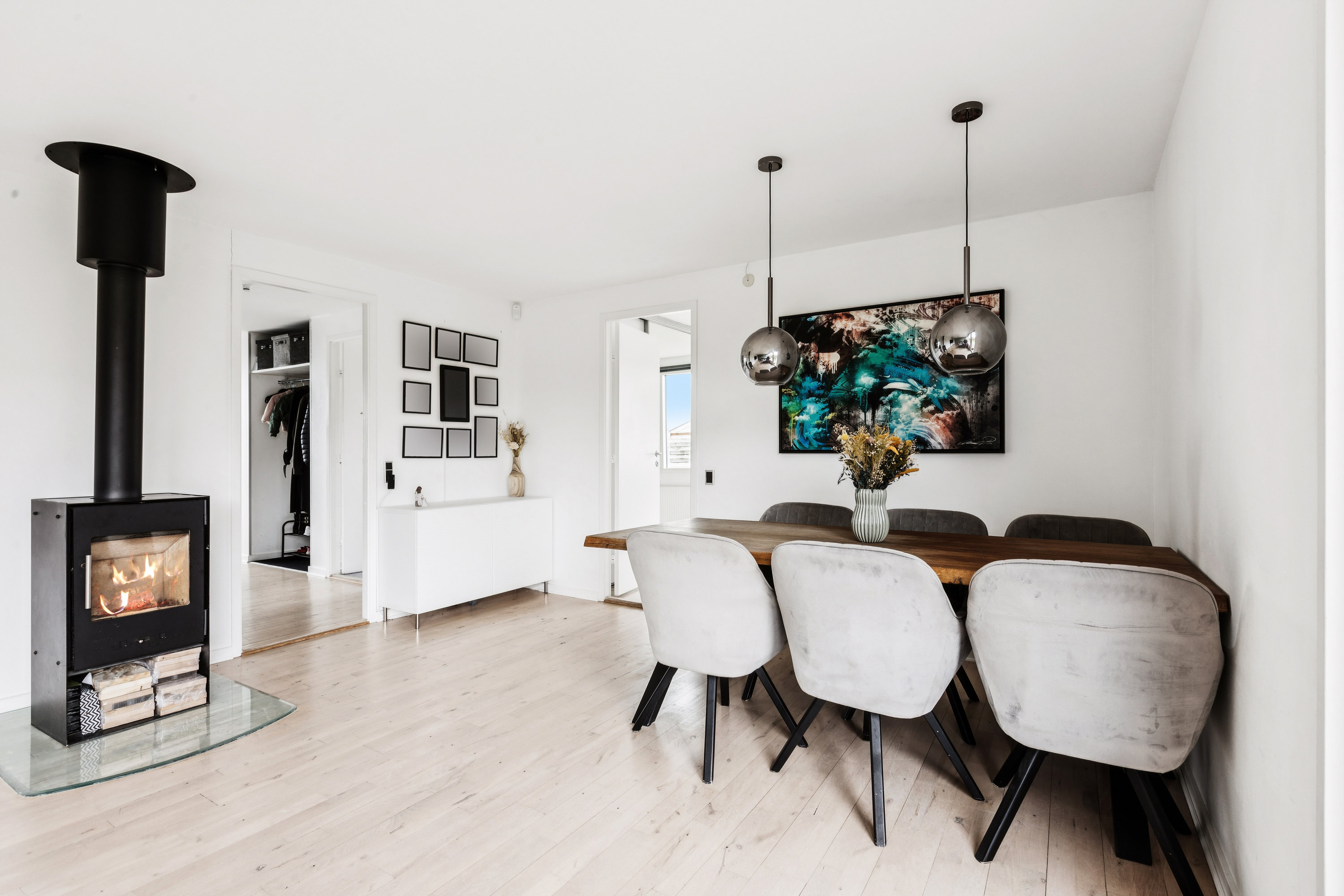 Fremhævet stue billede i fuldskærmstilstand. Billede af Leiden Alle 16, 2791 Dragør