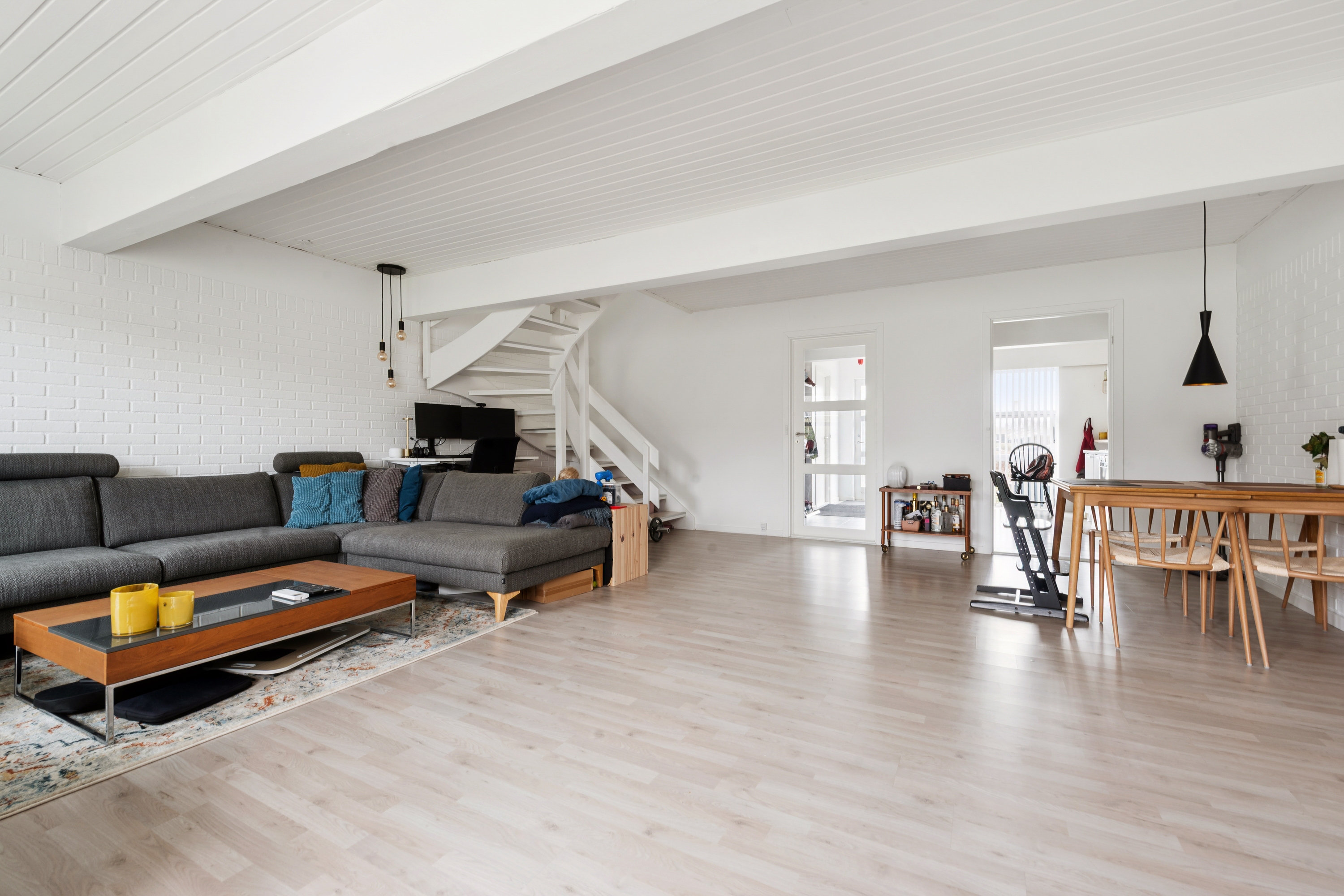 Fremhævet stue billede i fuldskærmstilstand. Billede af Lundegårdsparken 22, 4030 Tune