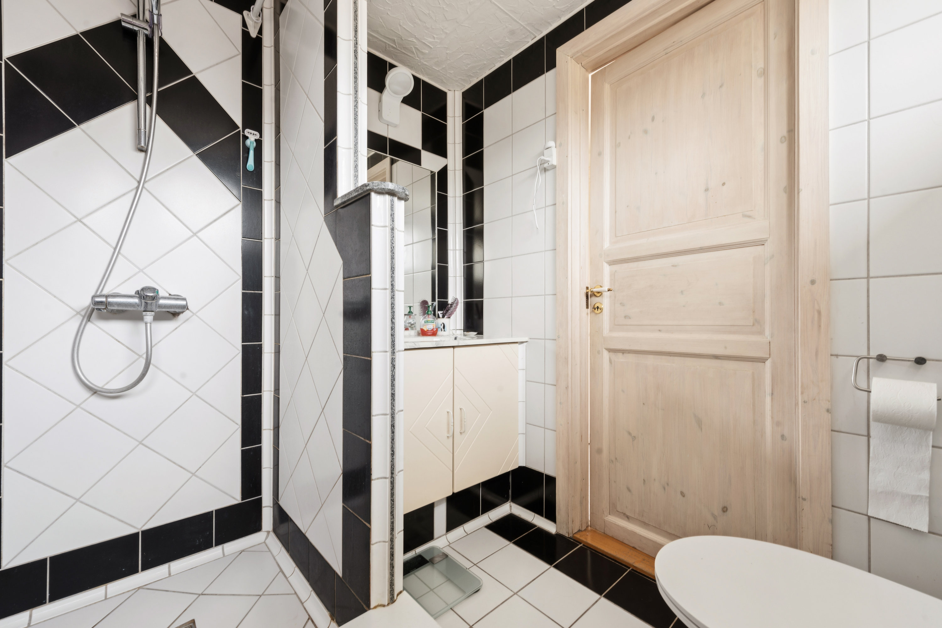 Fremhævet badeværelse billede i fuldskærmstilstand. Billede af Tranegilde Strandvej 77, 2635 Ishøj