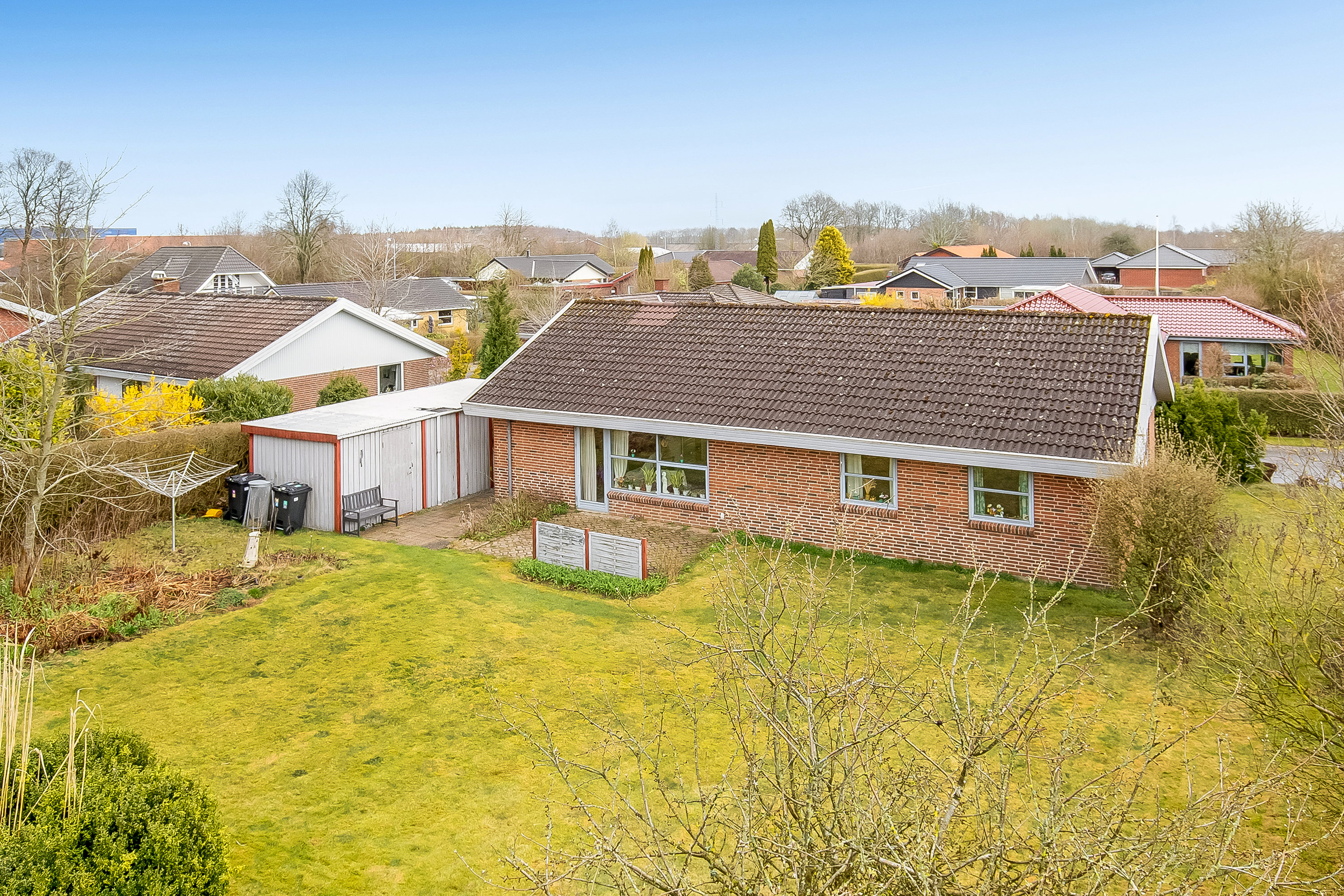 Fremhævet mastefoto billede i fuldskærmstilstand. Billede af Tyttebærvænget 8, Vonsild, 6000 Kolding