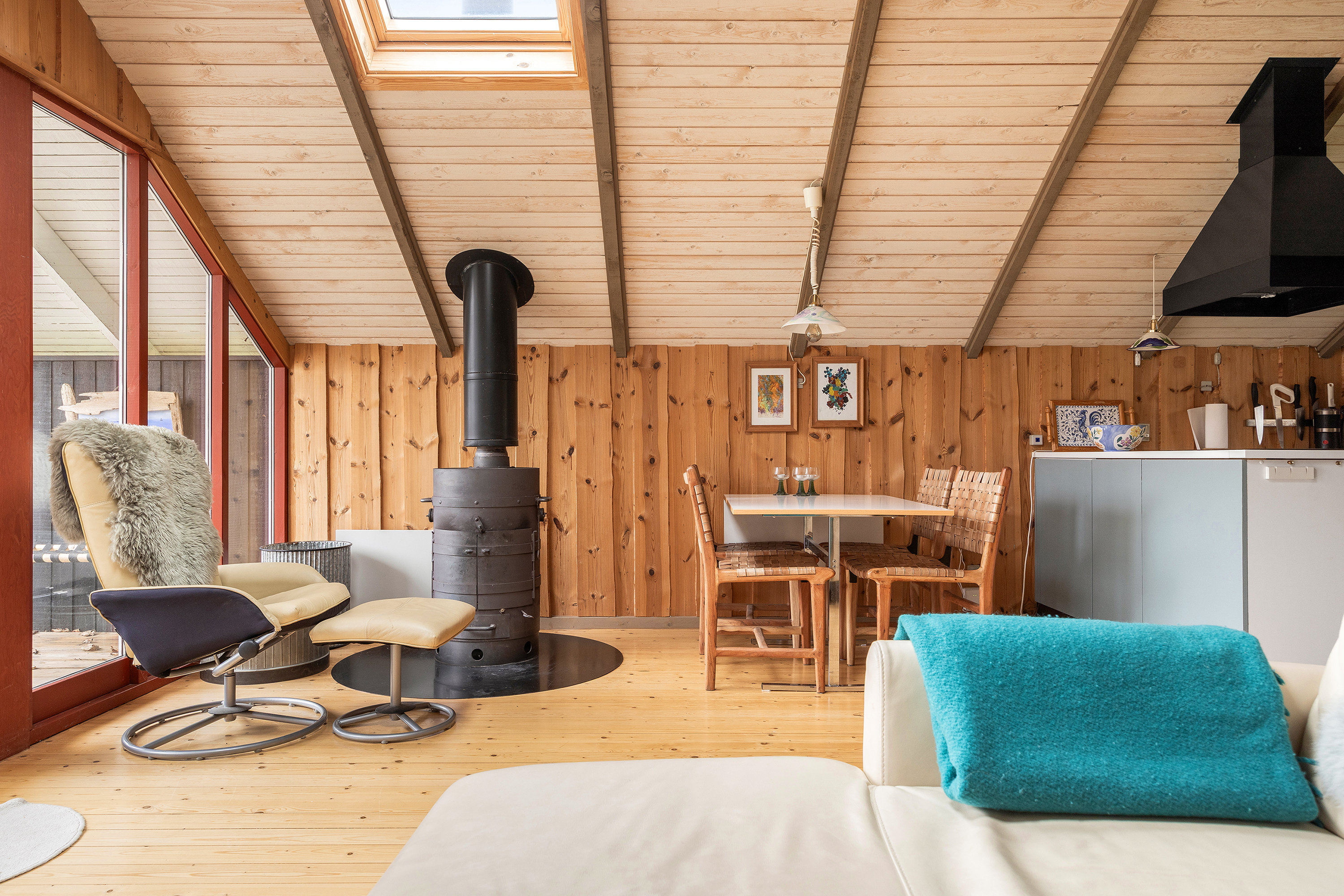 Fremhævet stue billede i fuldskærmstilstand. Billede af Agerkær 25, Udsholt, 3250 Gilleleje