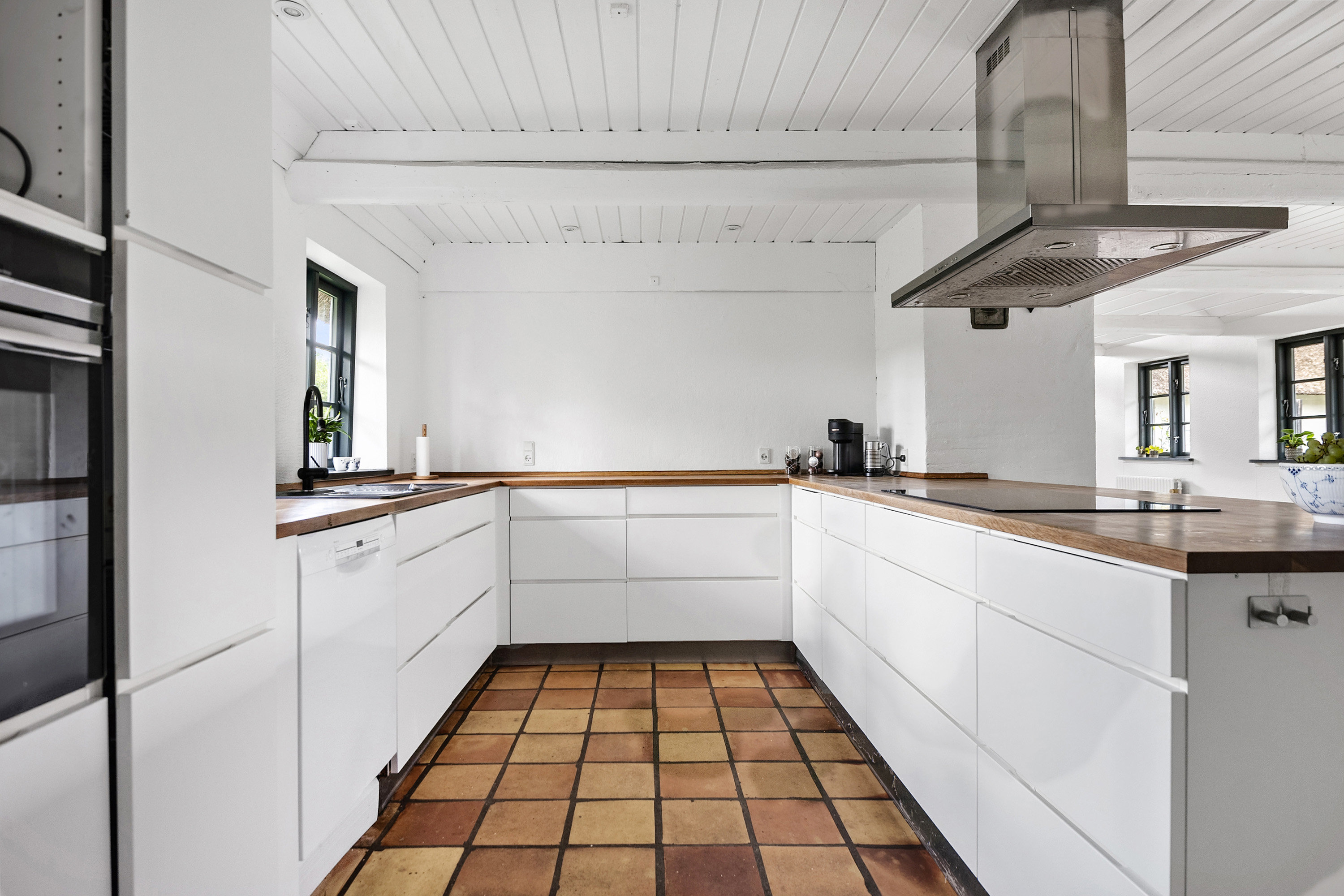 Fremhævet køkken billede i fuldskærmstilstand. Billede af Alrøvej 160, Amstrup, 8300 Odder