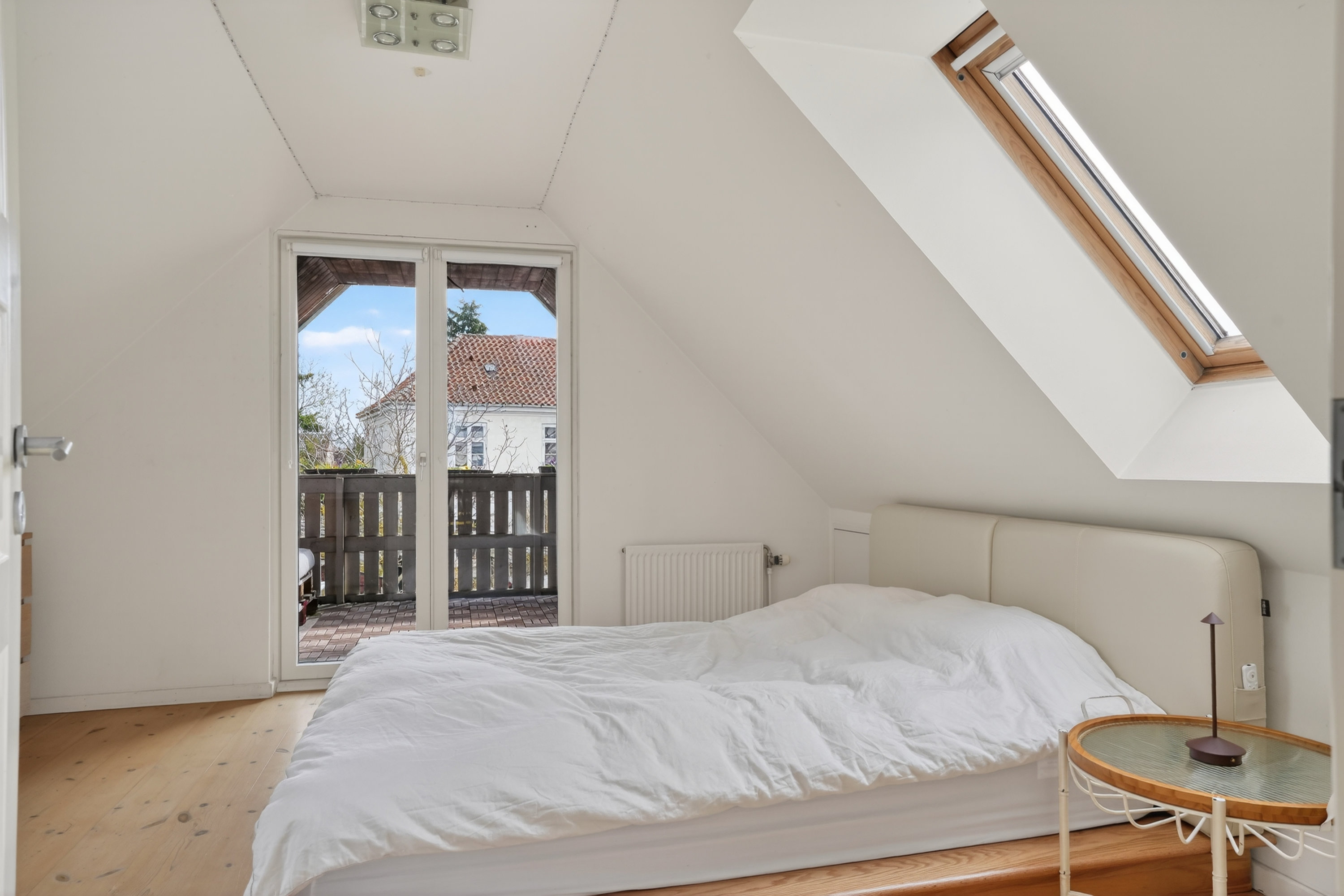 Fremhævet værelse billede i fuldskærmstilstand. Billede af Sønderengen 68, 2870 Dyssegård