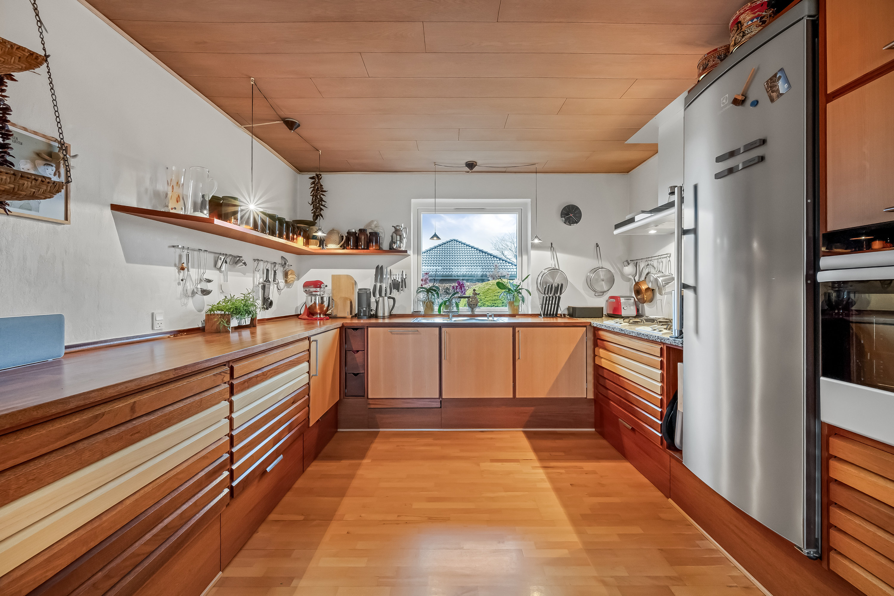 Fremhævet køkken billede i fuldskærmstilstand. Billede af Markledet 35, 6950 Ringkøbing