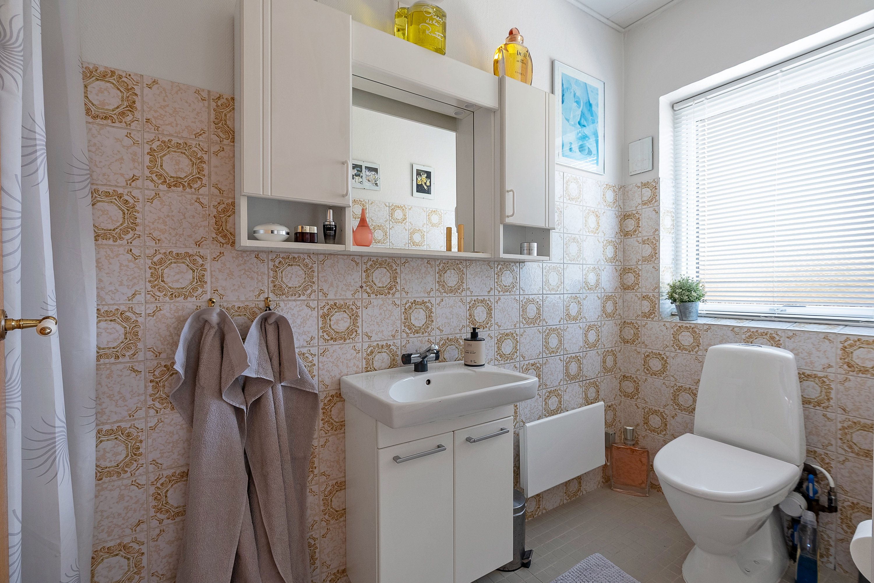 Fremhævet badeværelse billede i fuldskærmstilstand. Billede af Brahesmindeparken 9, 5600 Faaborg