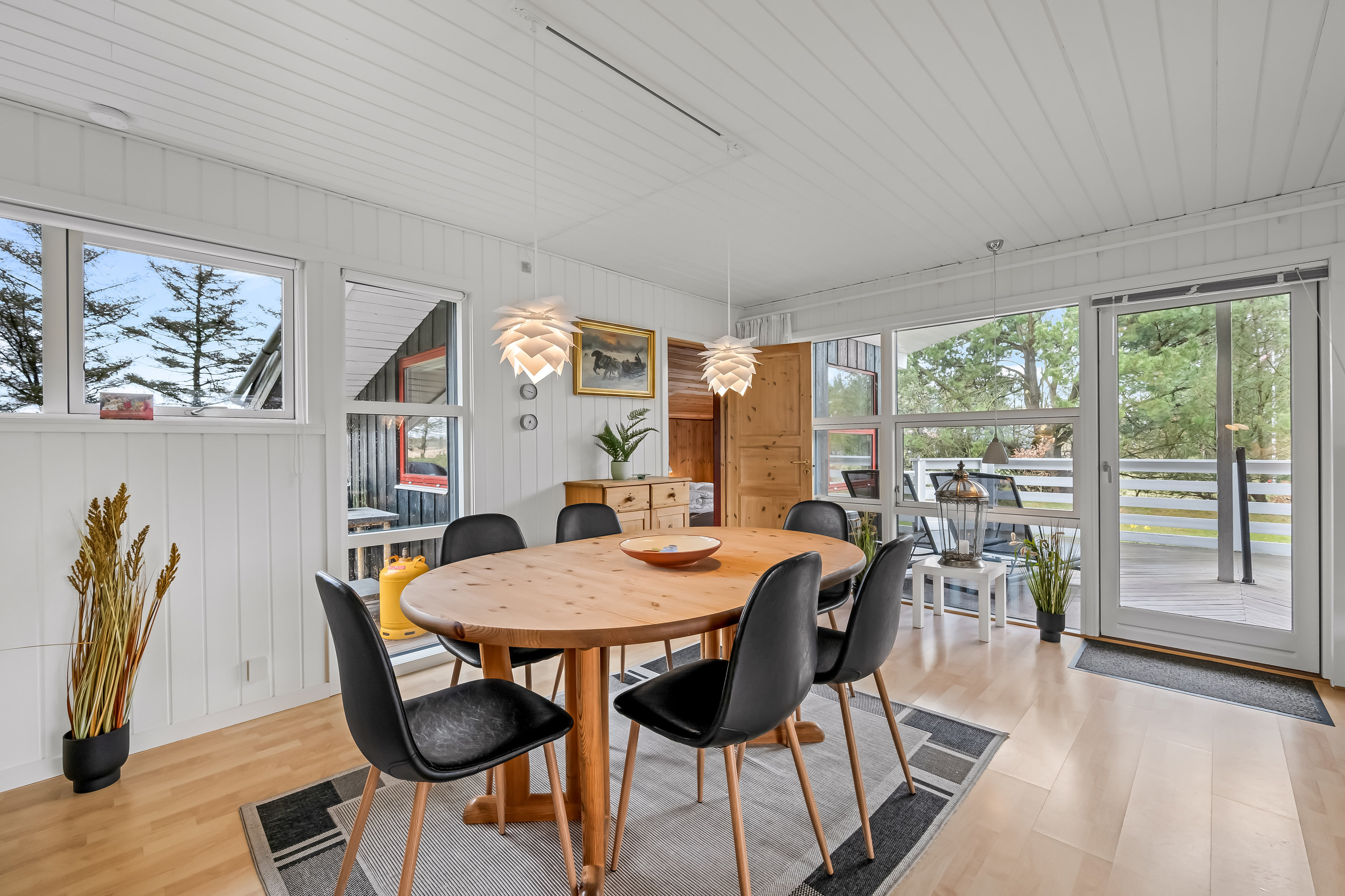 Fremhævet stue billede i fuldskærmstilstand. Billede af Rørvænget 23, Stauning, 6900 Skjern