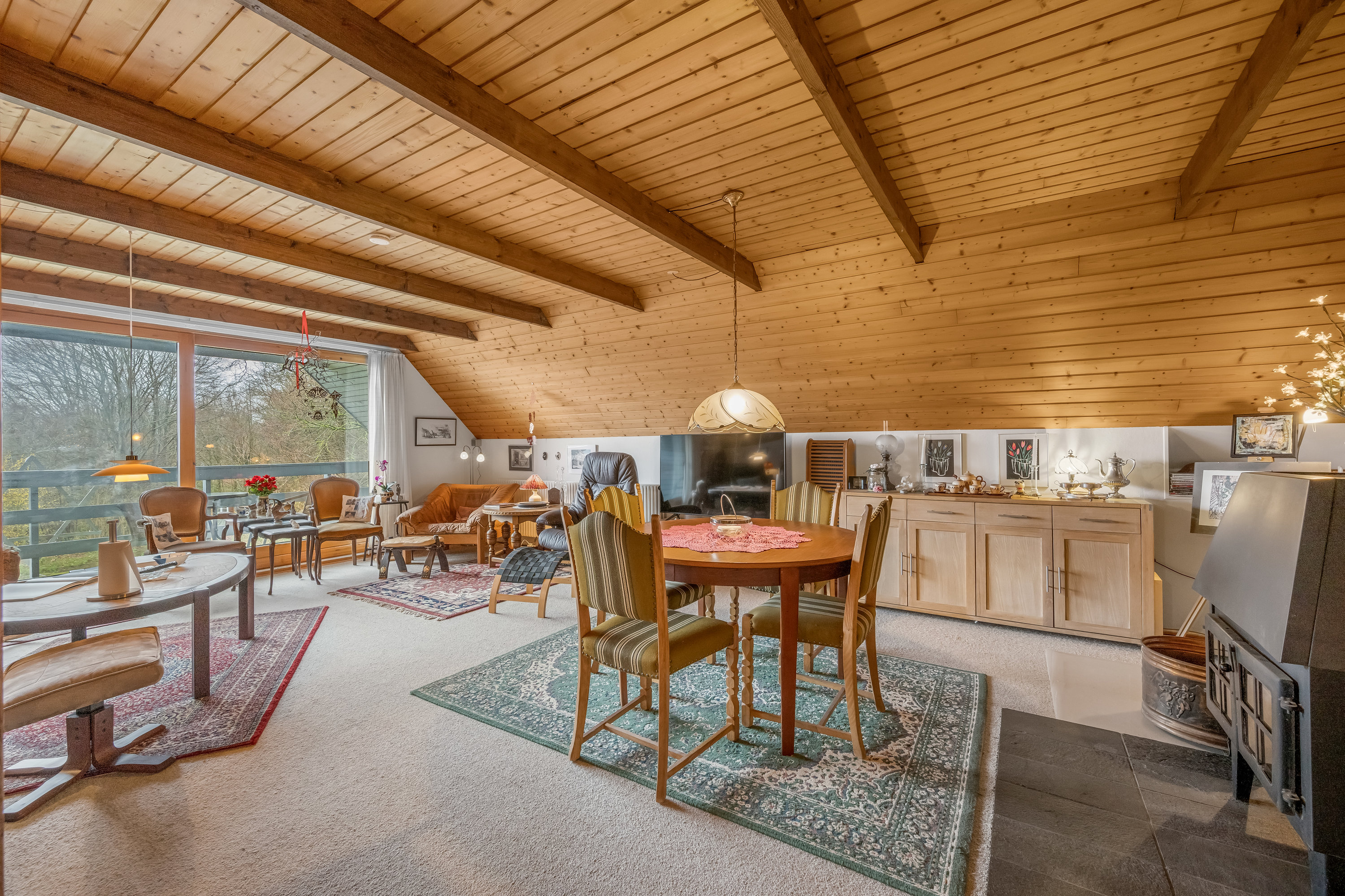 Fremhævet stue billede i fuldskærmstilstand. Billede af Skovbrynet 17, Ølstrup, 6950 Ringkøbing