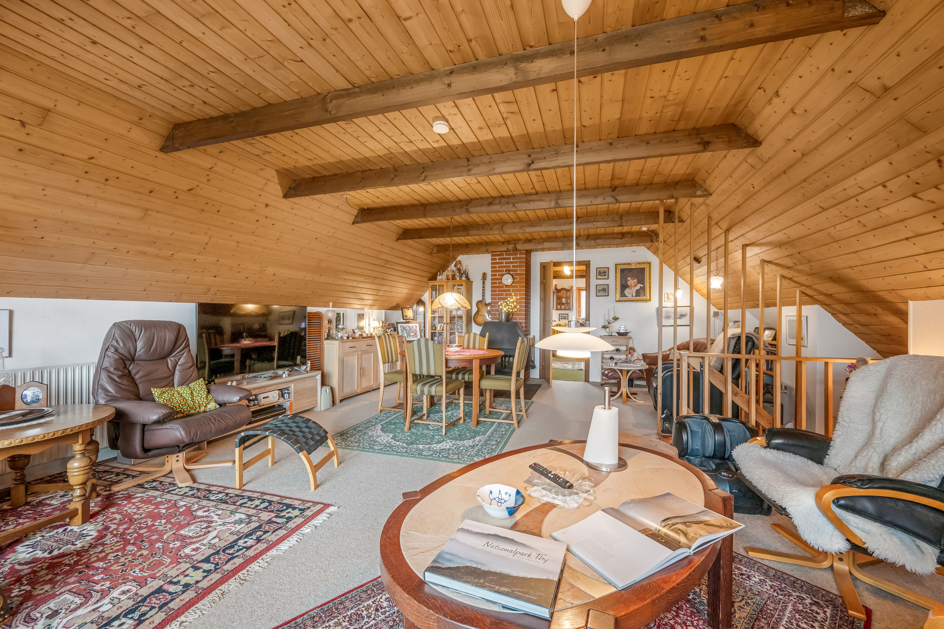 Fremhævet stue billede i fuldskærmstilstand. Billede af Skovbrynet 17, Ølstrup, 6950 Ringkøbing